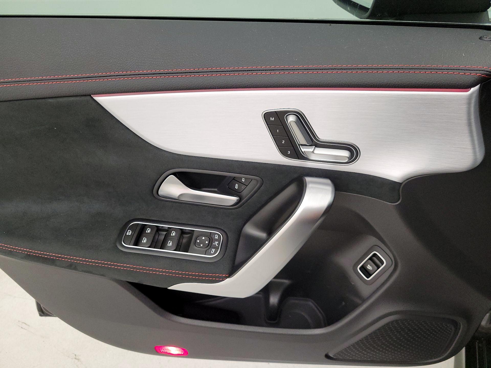 Thumbnail: 2021 Mercedes-Benz CLA - 12