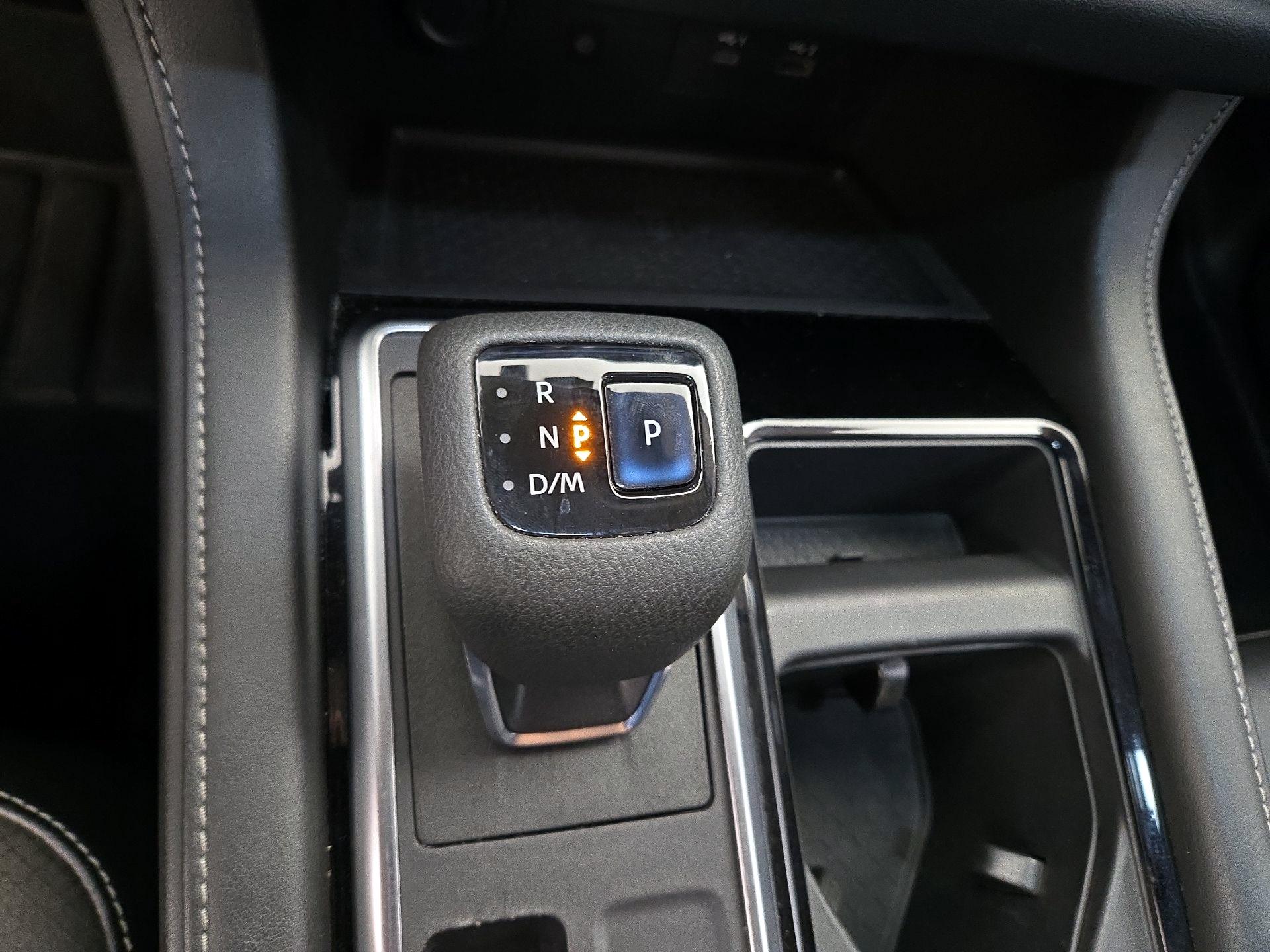 Thumbnail: 2022 Nissan Pathfinder - 18