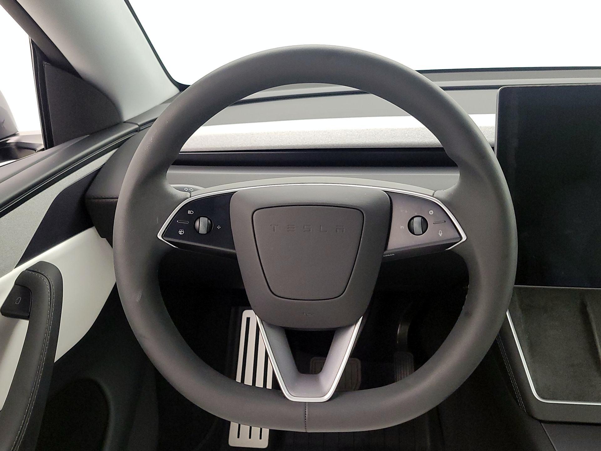 Thumbnail: 2026 Tesla Model Y - 10