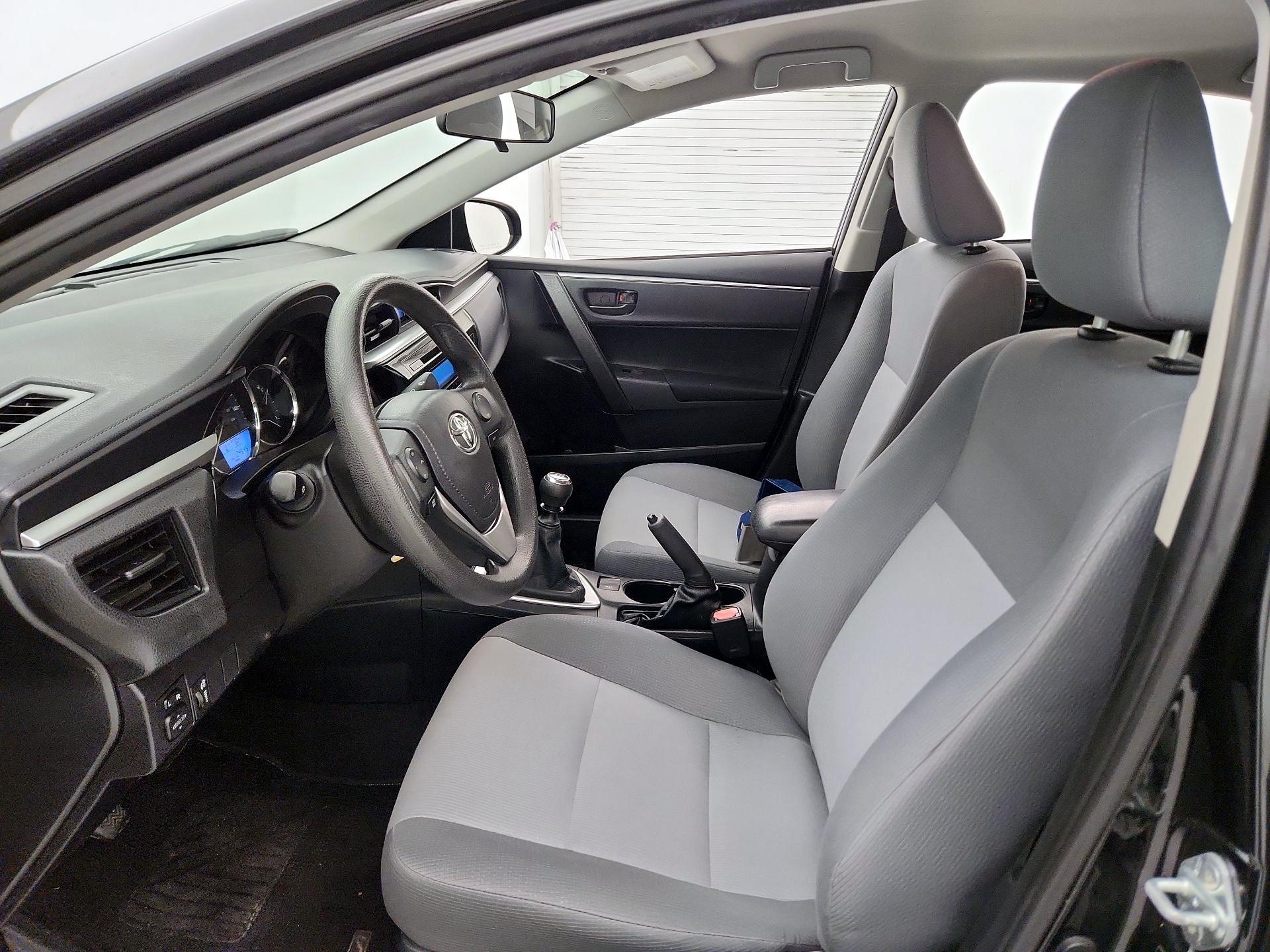Thumbnail: 2015 Toyota Corolla - 11
