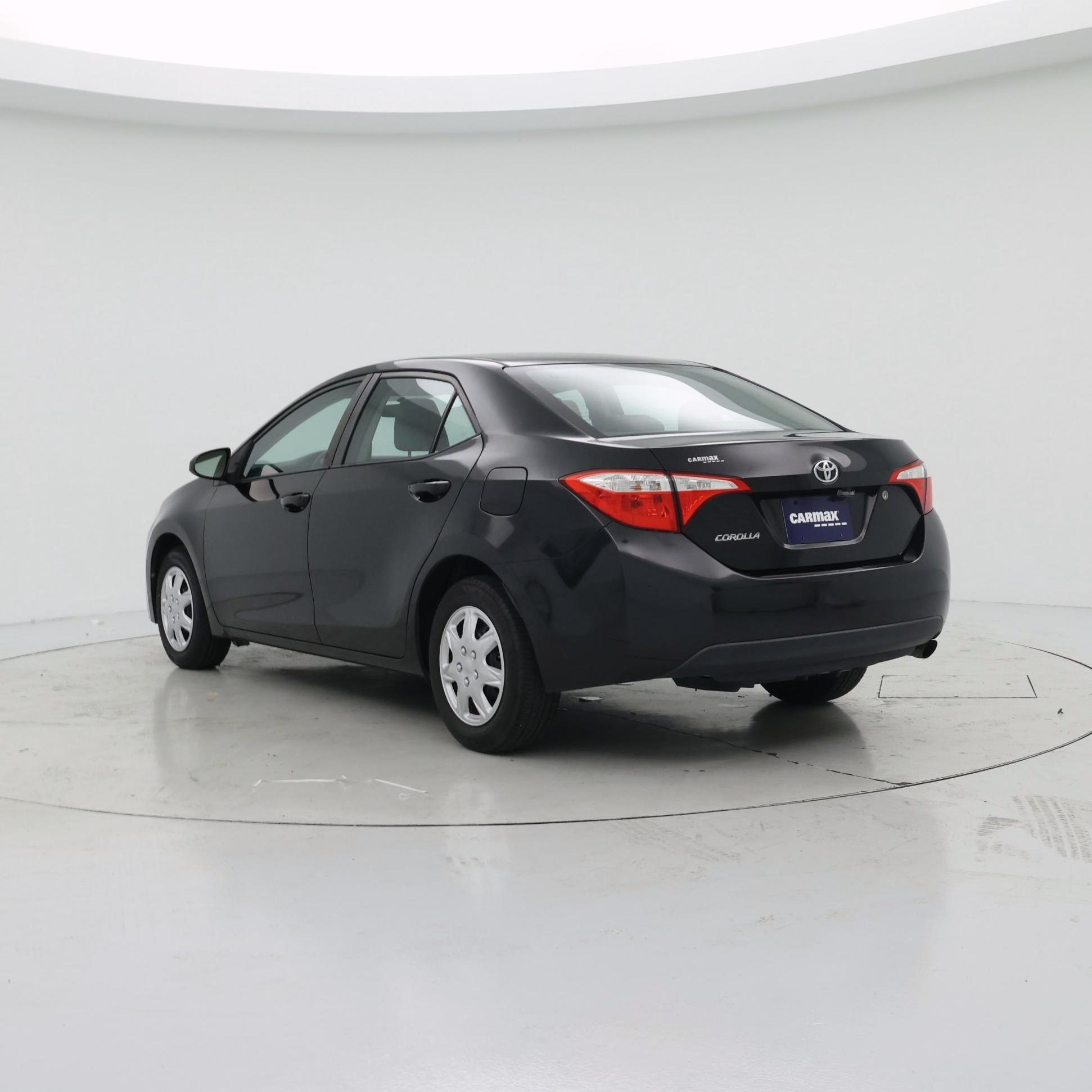 Thumbnail: 2015 Toyota Corolla - 2