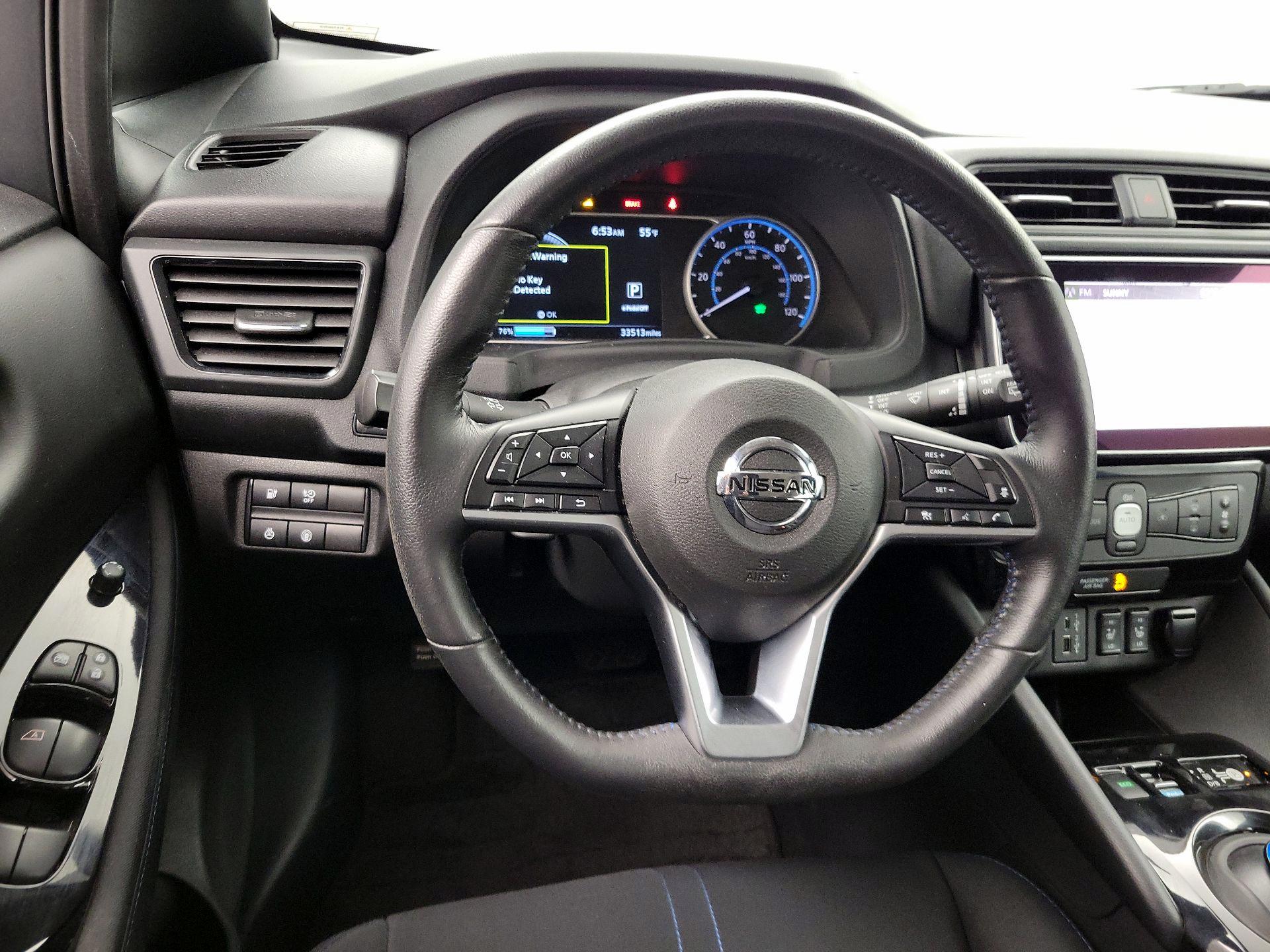 Thumbnail: 2021 Nissan Leaf - 10