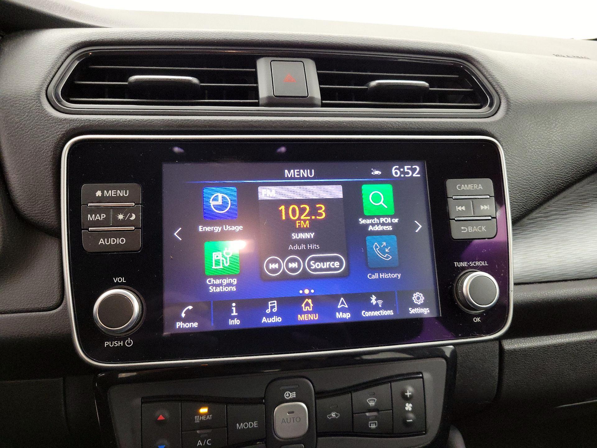 Thumbnail: 2021 Nissan Leaf - 16
