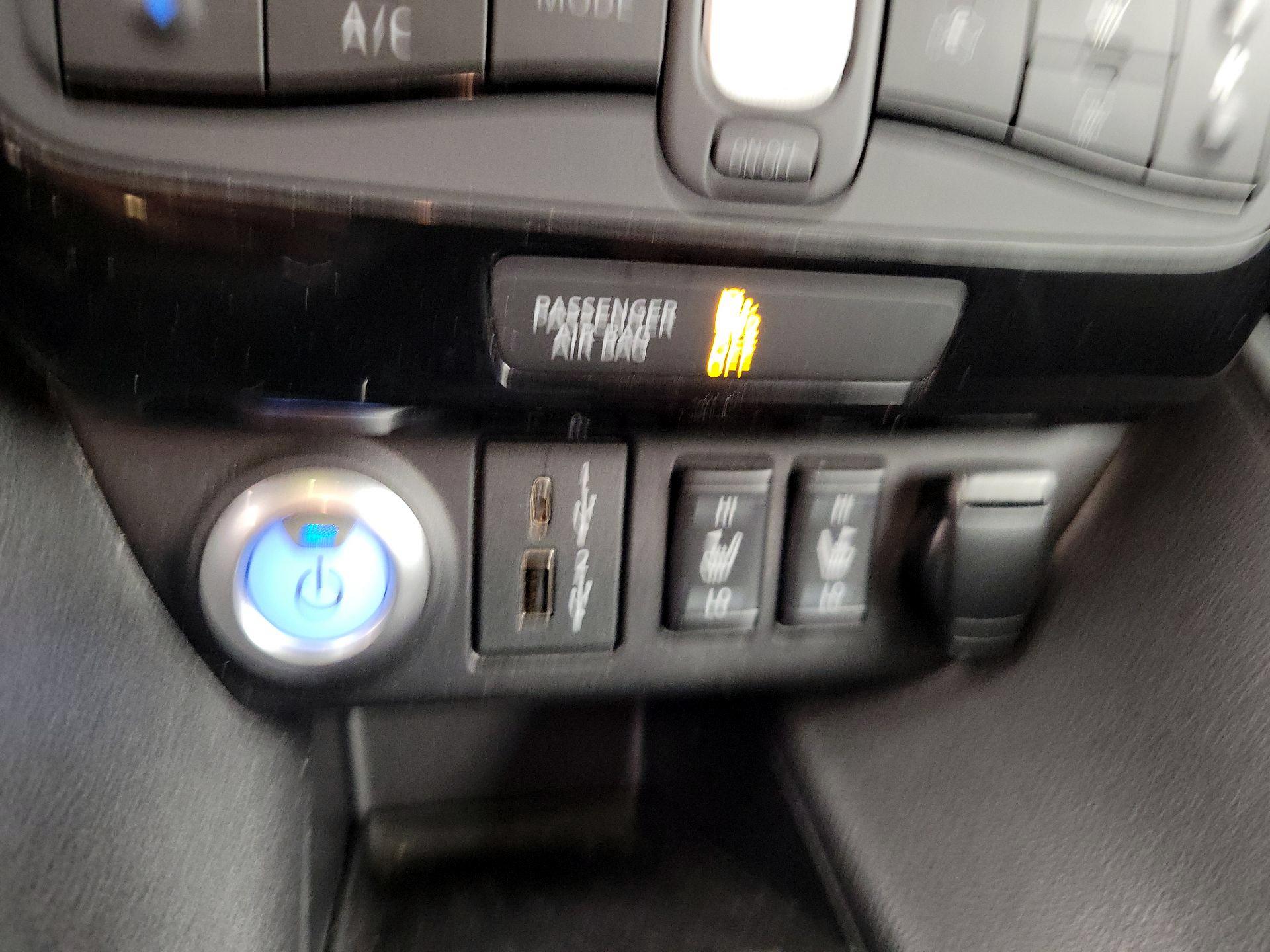 Thumbnail: 2021 Nissan Leaf - 19