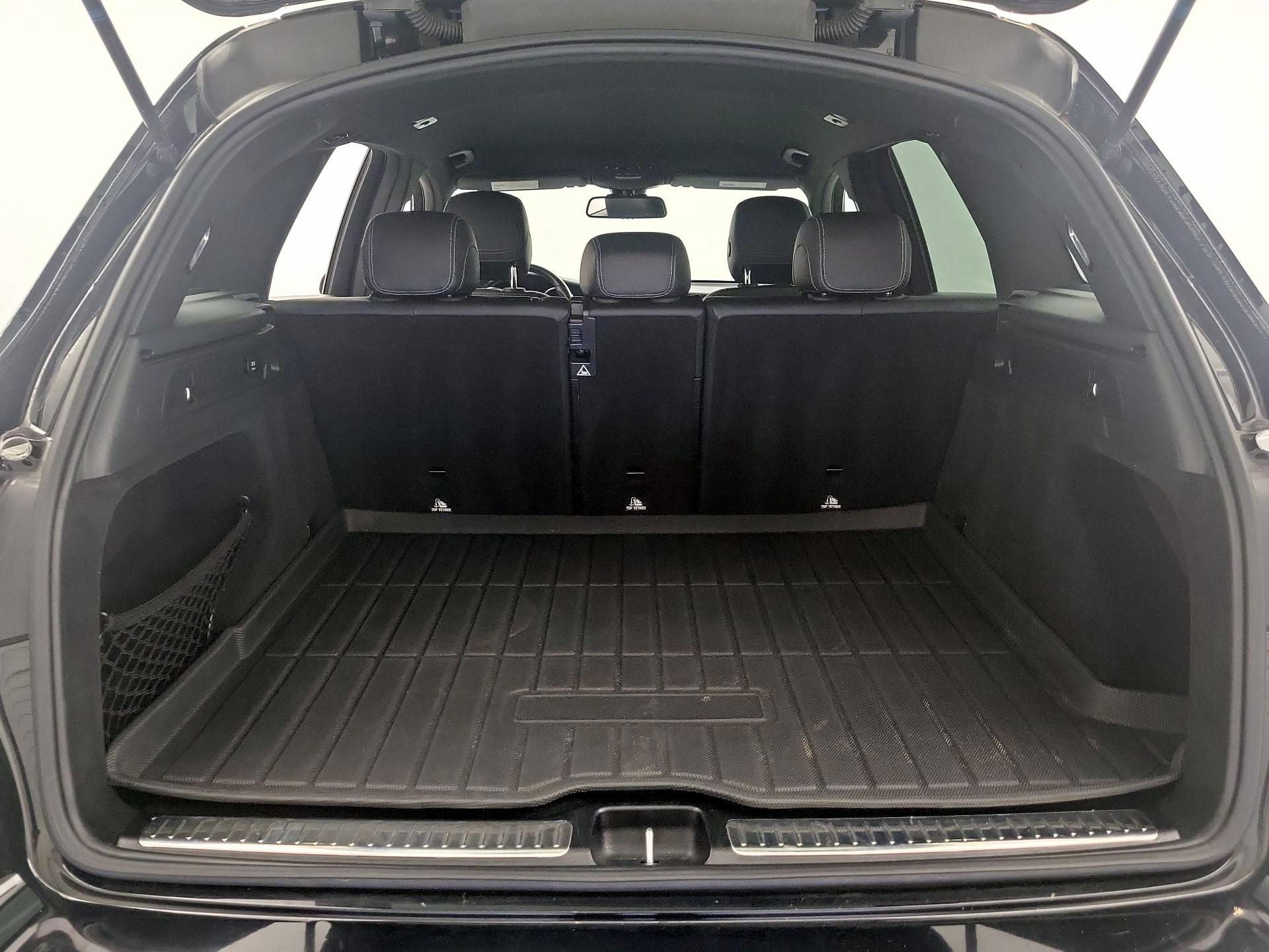 Thumbnail: 2019 Mercedes-Benz GLC - 20