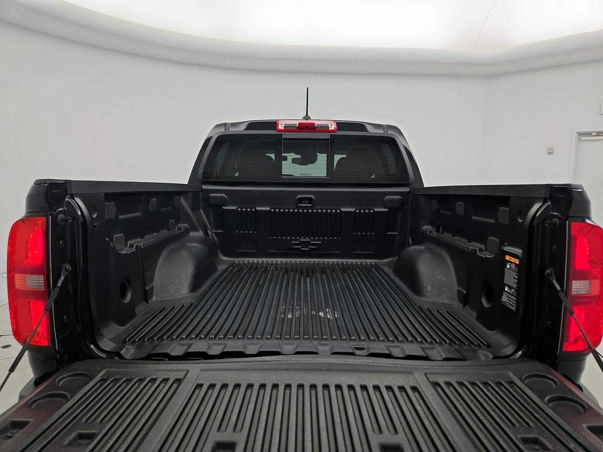 Thumbnail: 2021 Chevrolet Colorado - 20
