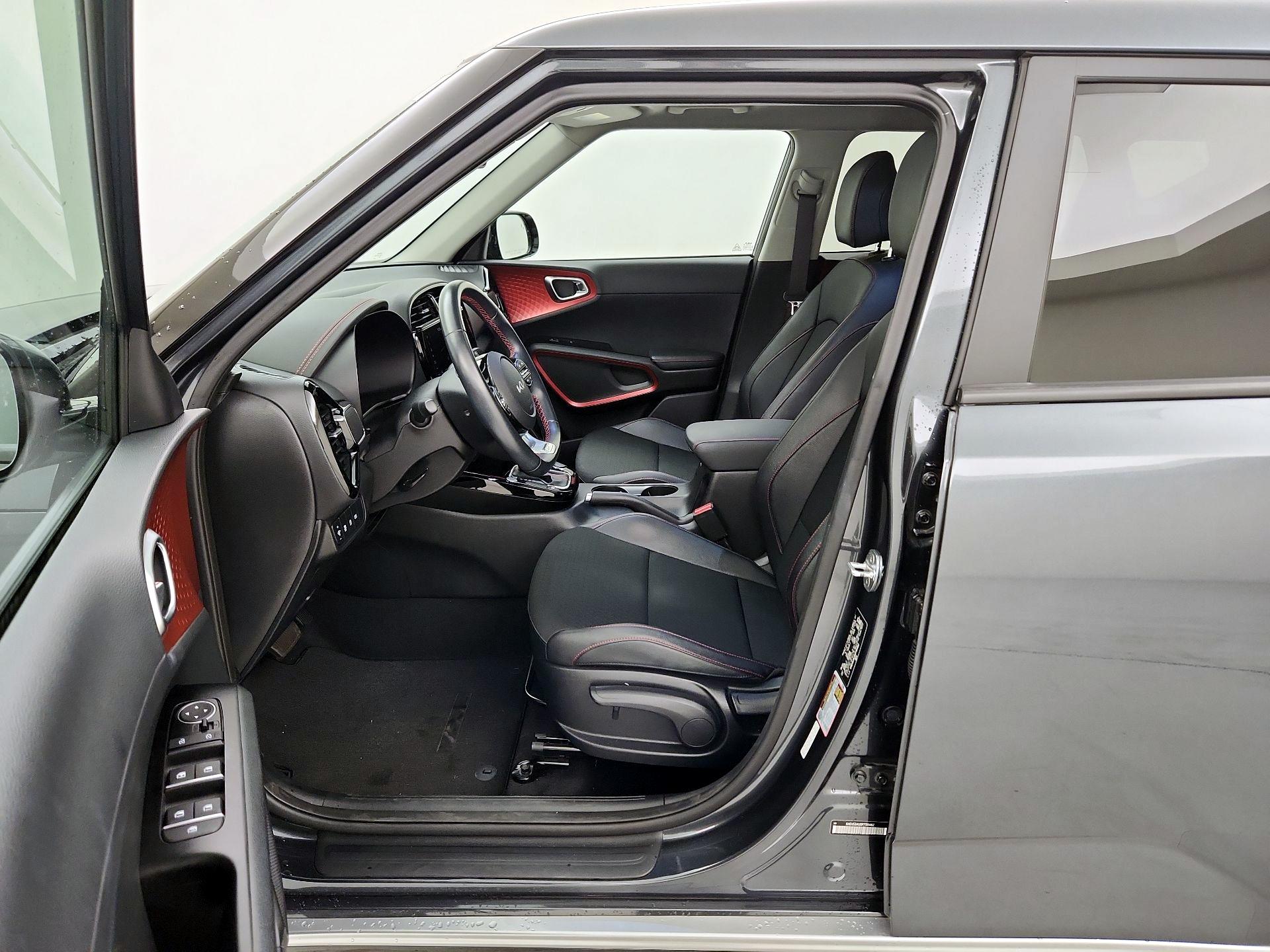 Thumbnail: 2023 Kia Soul - 11