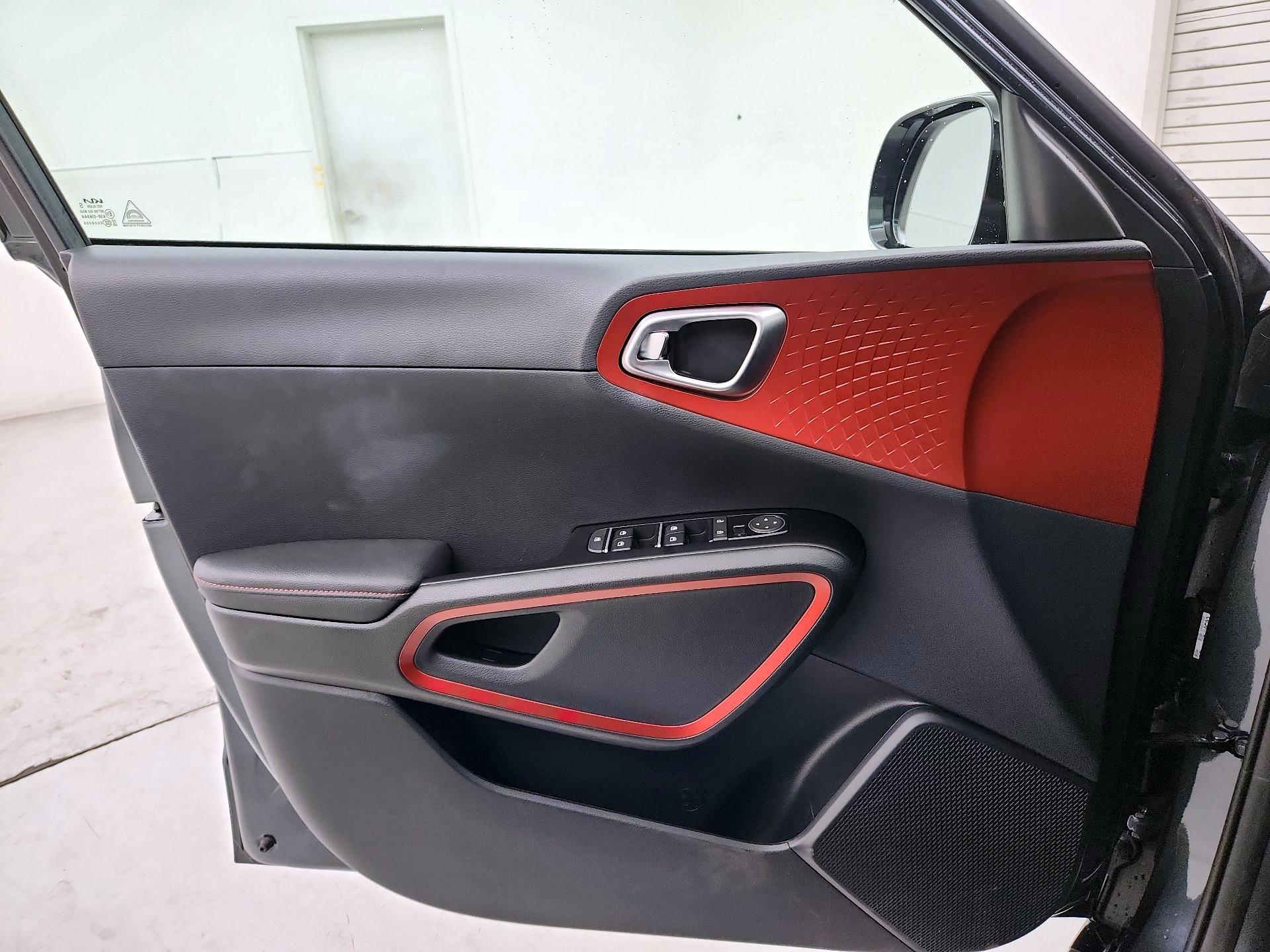 Thumbnail: 2023 Kia Soul - 12