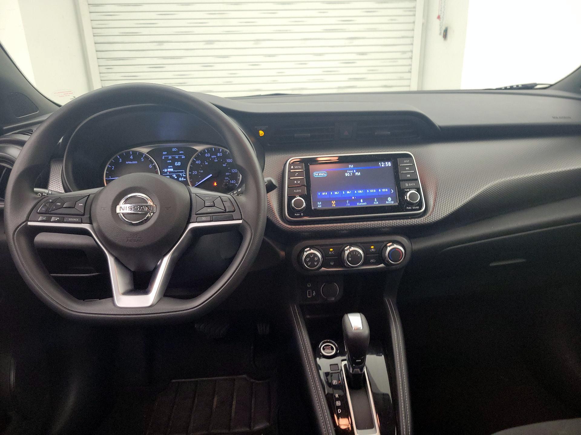 Thumbnail: 2019 Nissan Kicks - 9