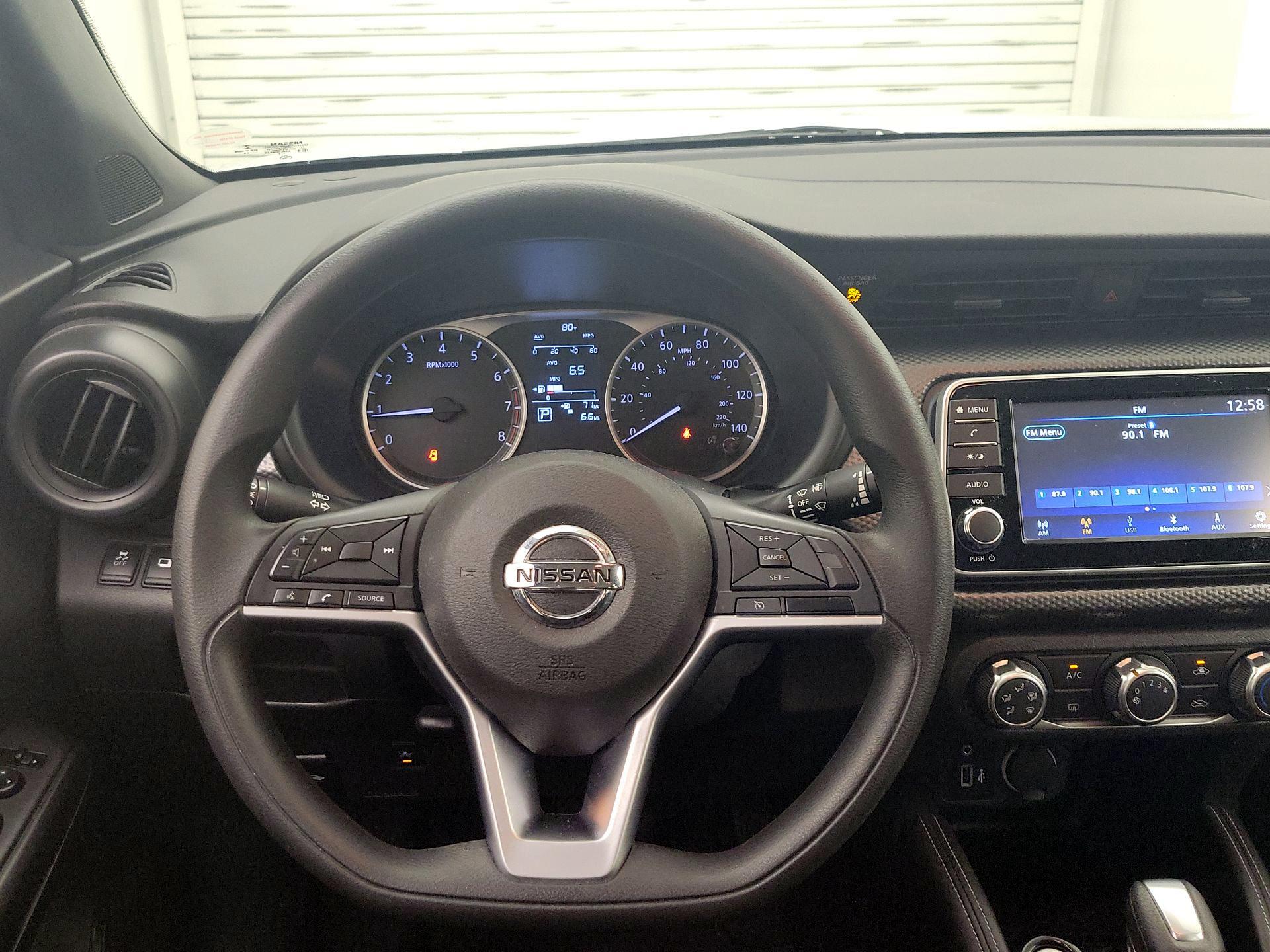 Thumbnail: 2019 Nissan Kicks - 10