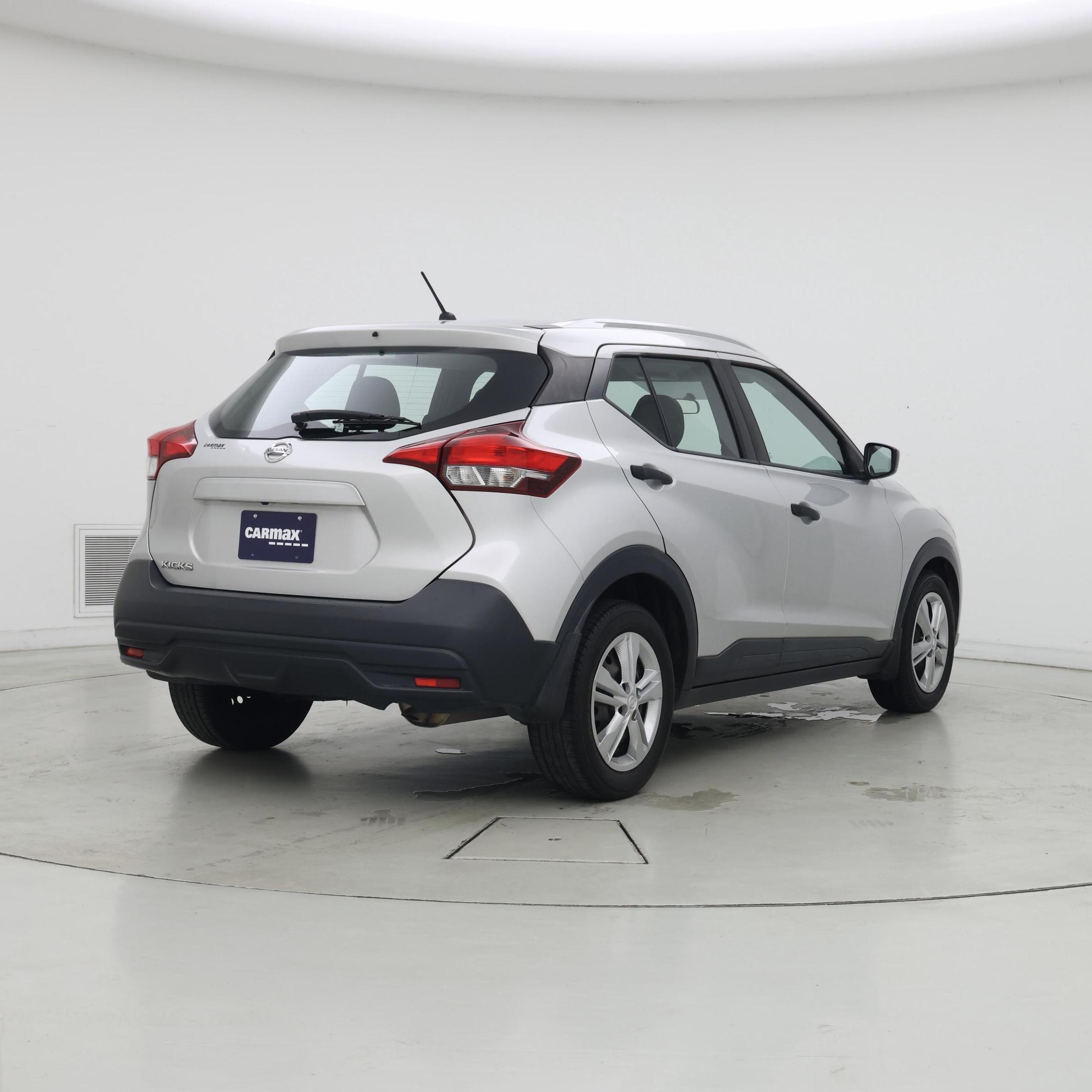 Thumbnail: 2019 Nissan Kicks - 8