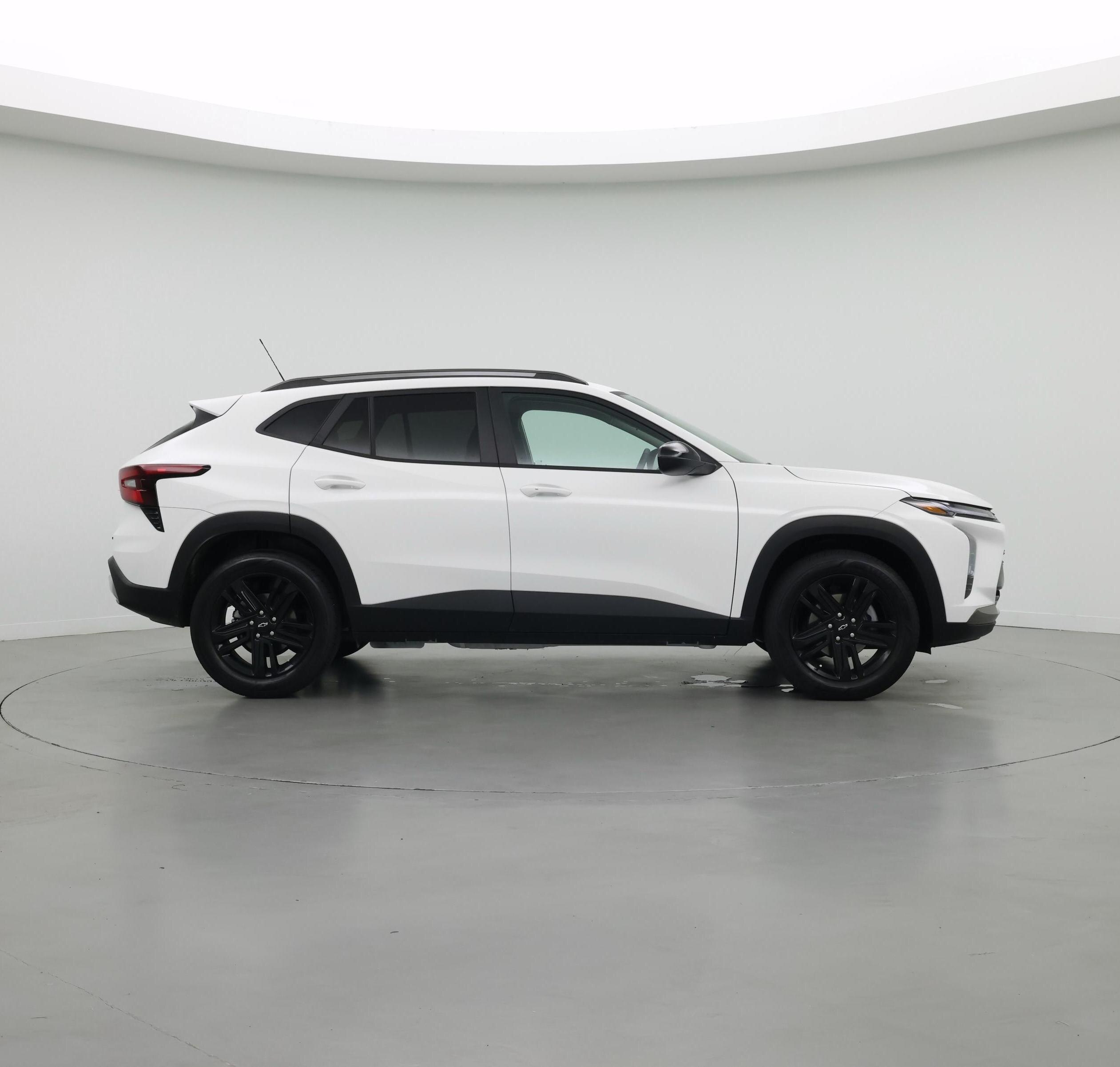 Thumbnail: 2025 Chevrolet Trax - 7