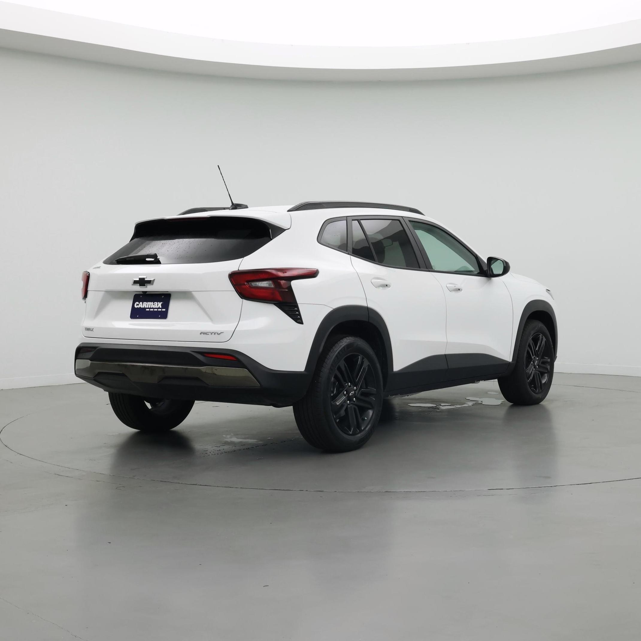Thumbnail: 2025 Chevrolet Trax - 8