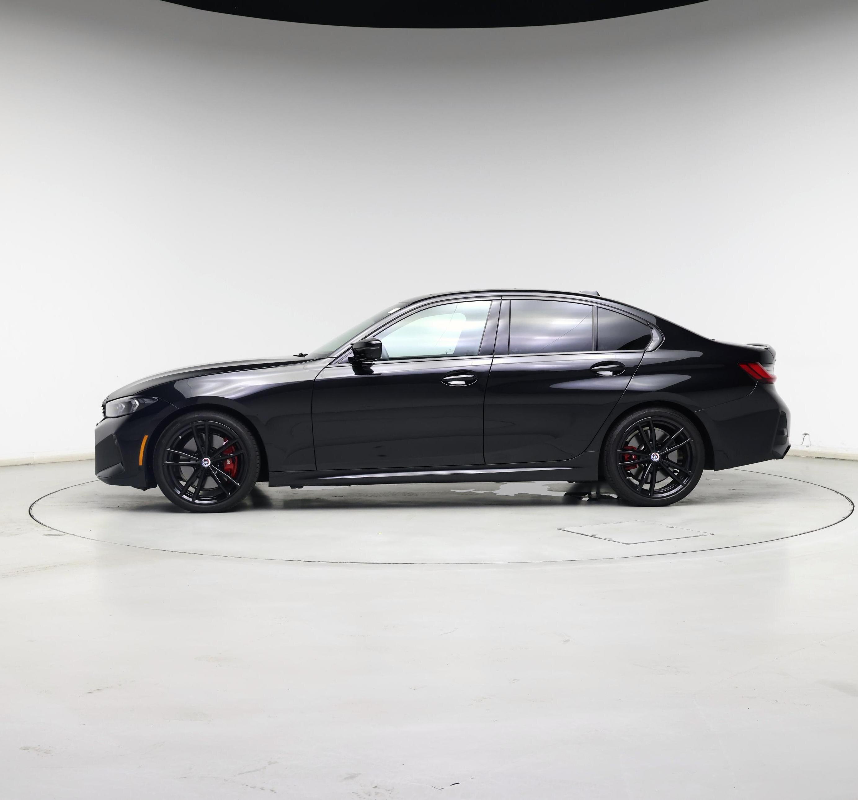 Thumbnail: 2023 BMW 3 Series - 3