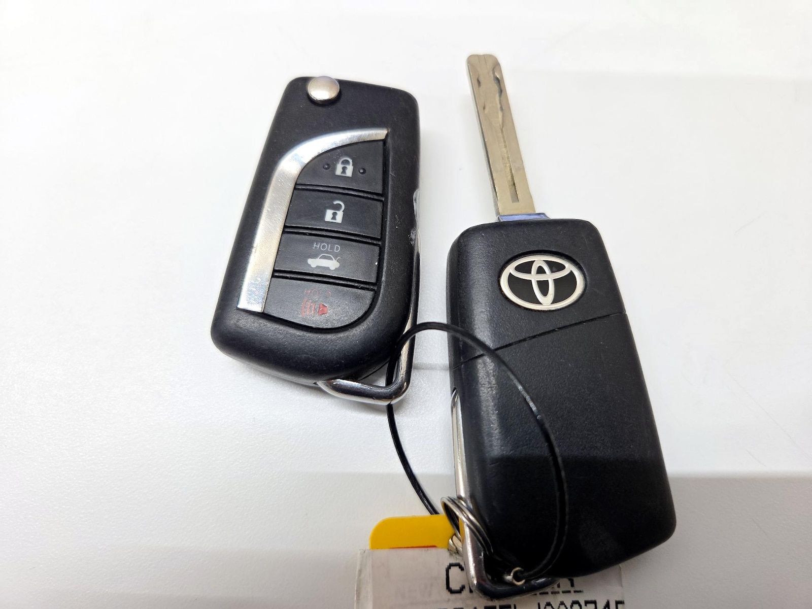 2020 Toyota Corolla LE - Photo 23