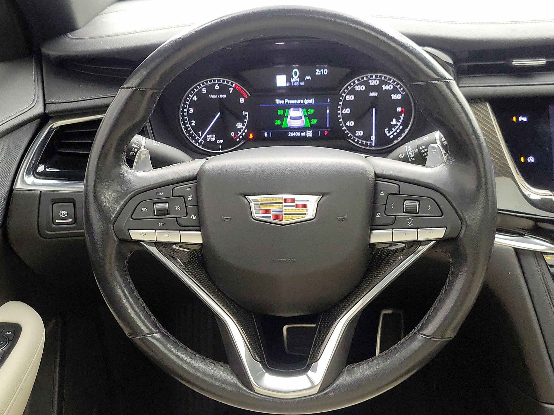 Thumbnail: 2021 Cadillac XT6 - 10
