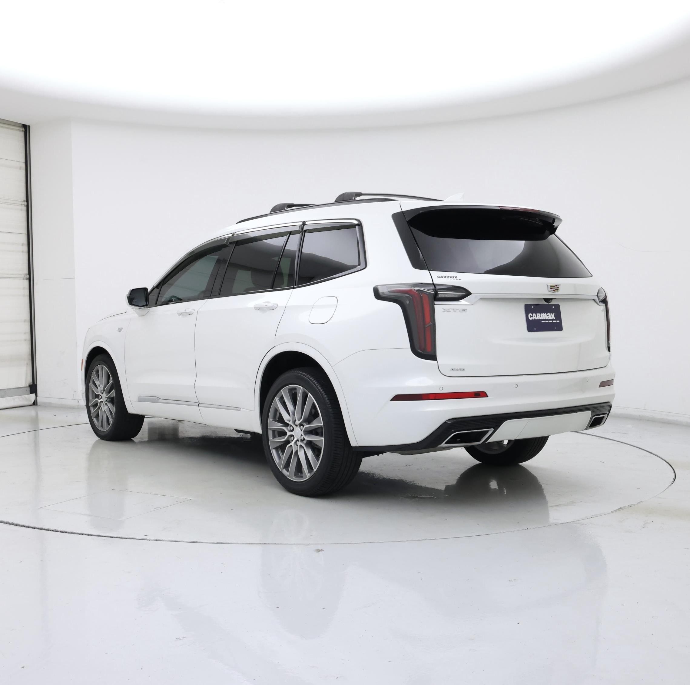 Thumbnail: 2021 Cadillac XT6 - 2