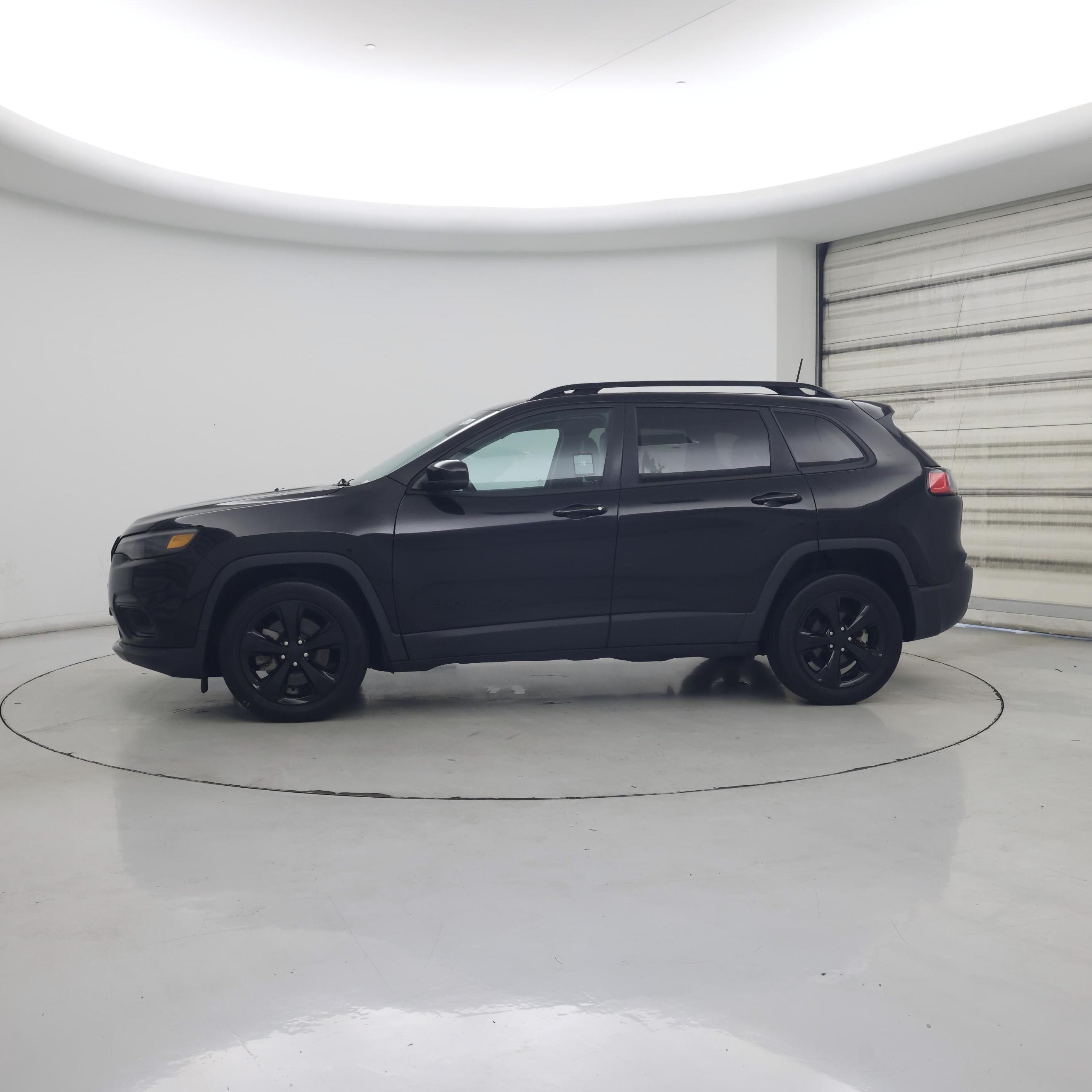 Thumbnail: 2021 Jeep Cherokee - 3