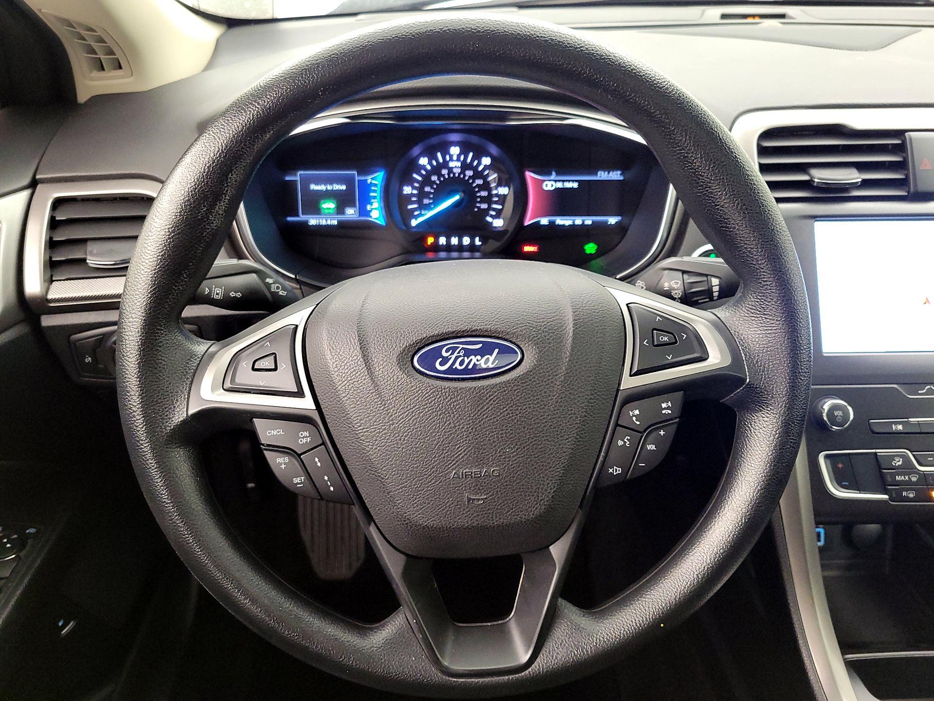 Thumbnail: 2020 Ford Fusion - 10