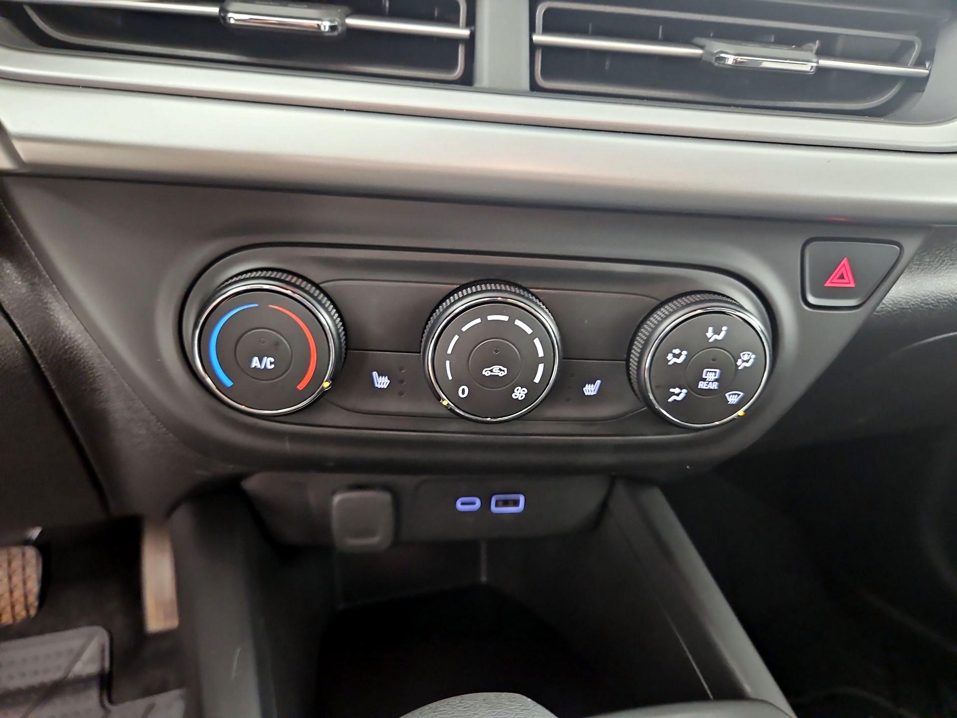 Thumbnail: 2026 Chevrolet Trax - 16