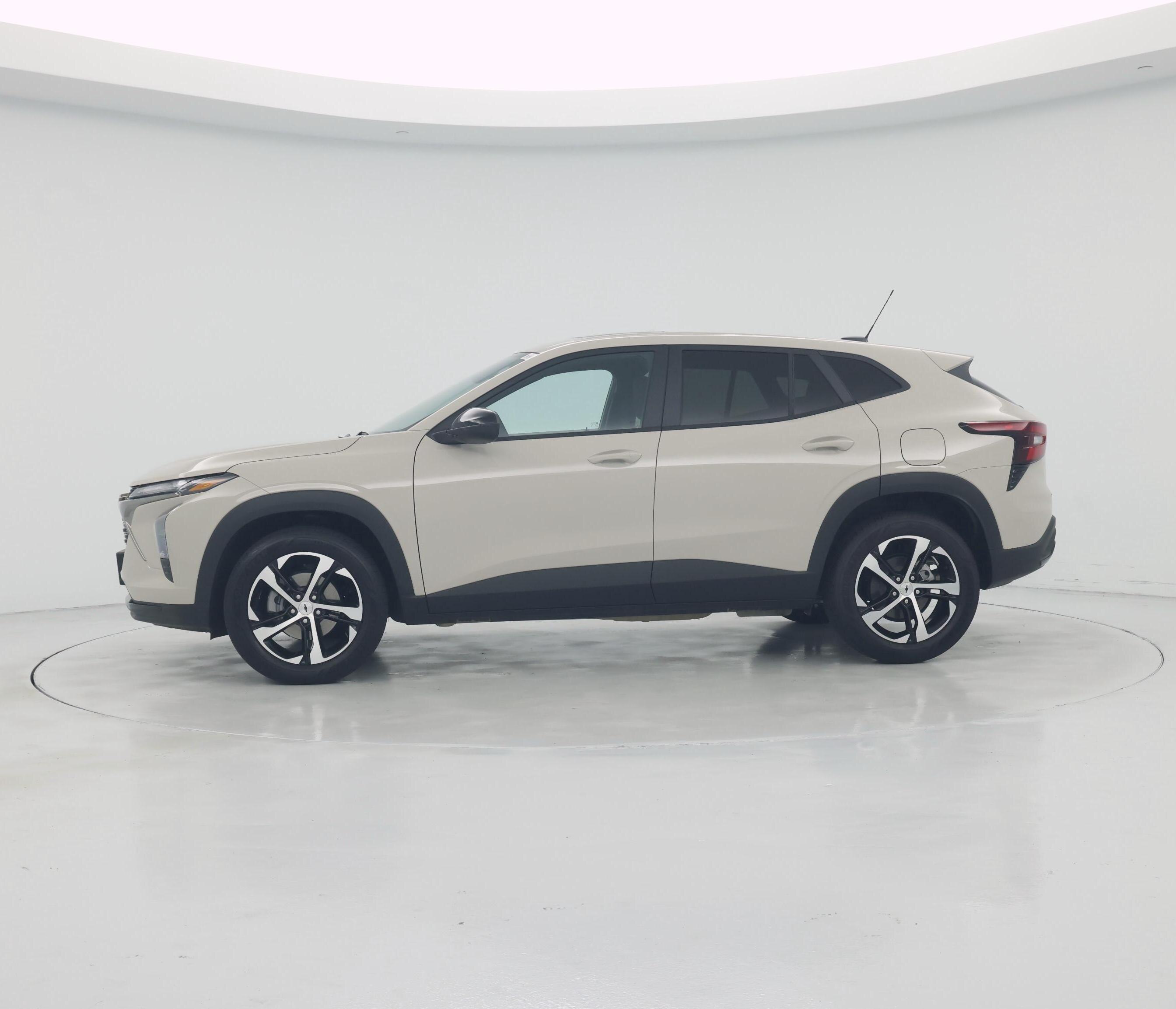 Thumbnail: 2026 Chevrolet Trax - 3