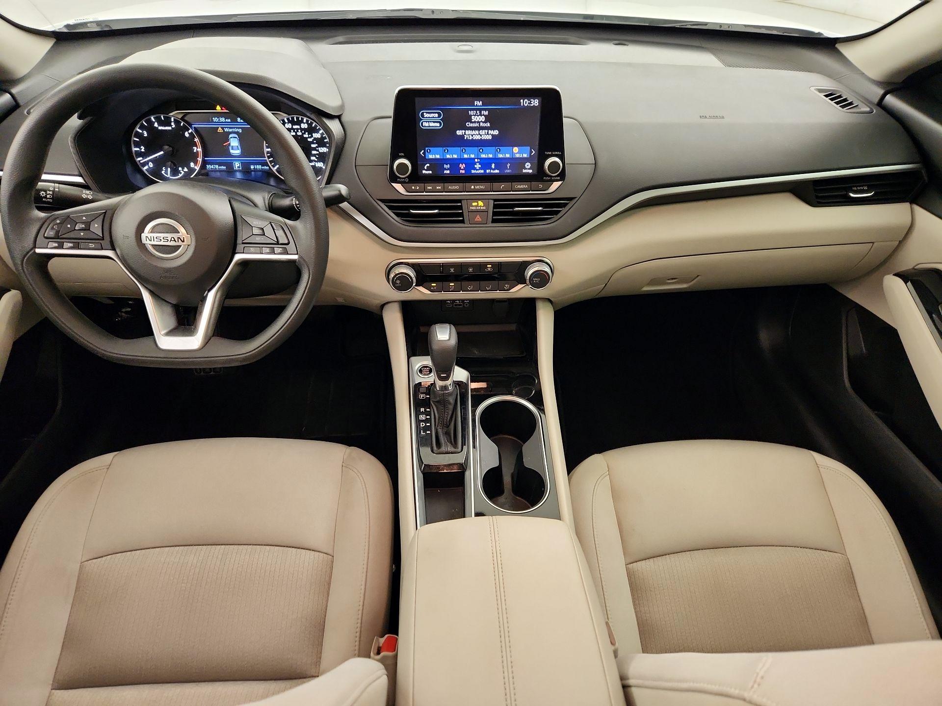 Thumbnail: 2021 Nissan Altima - 9