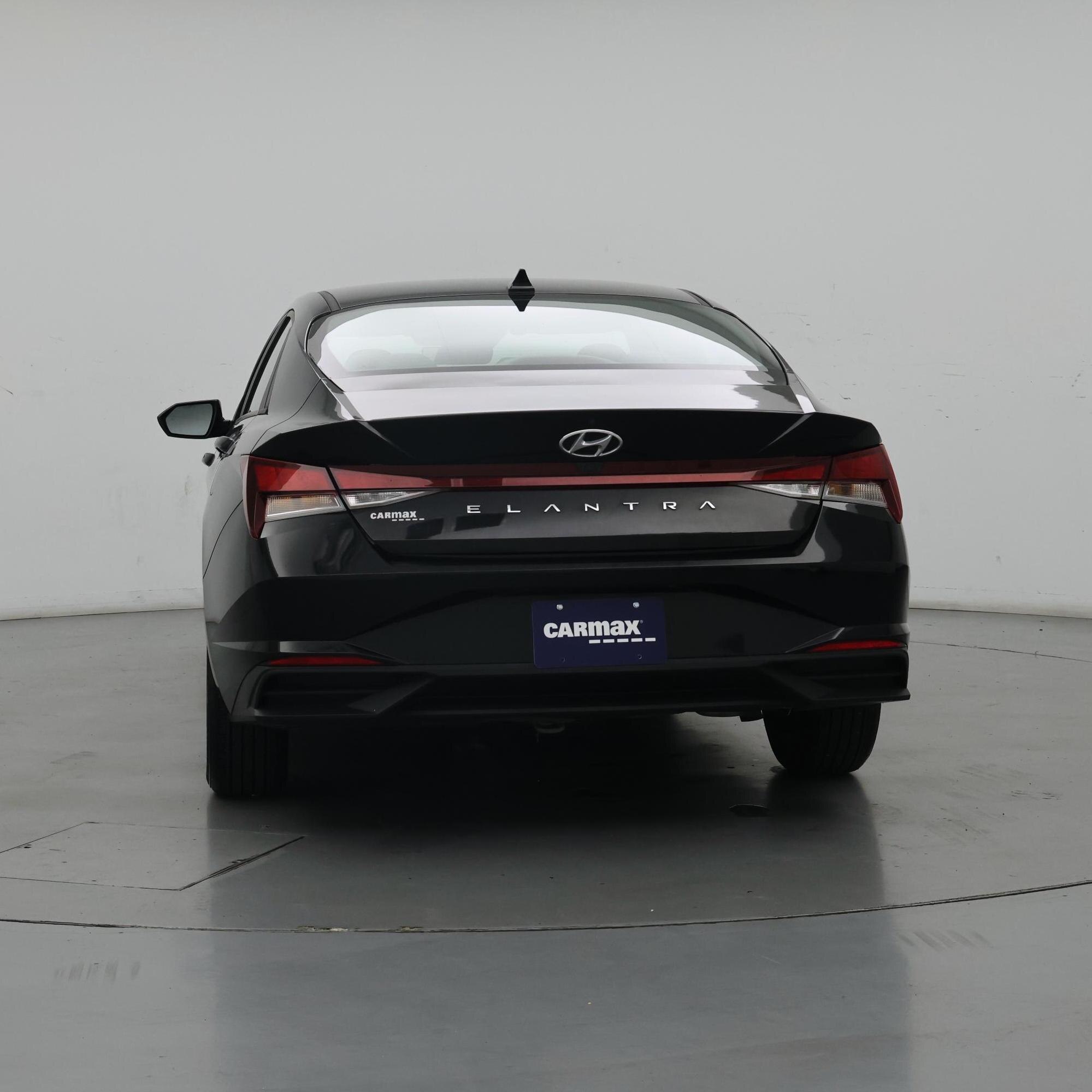 Thumbnail: 2023 Hyundai Elantra - 6