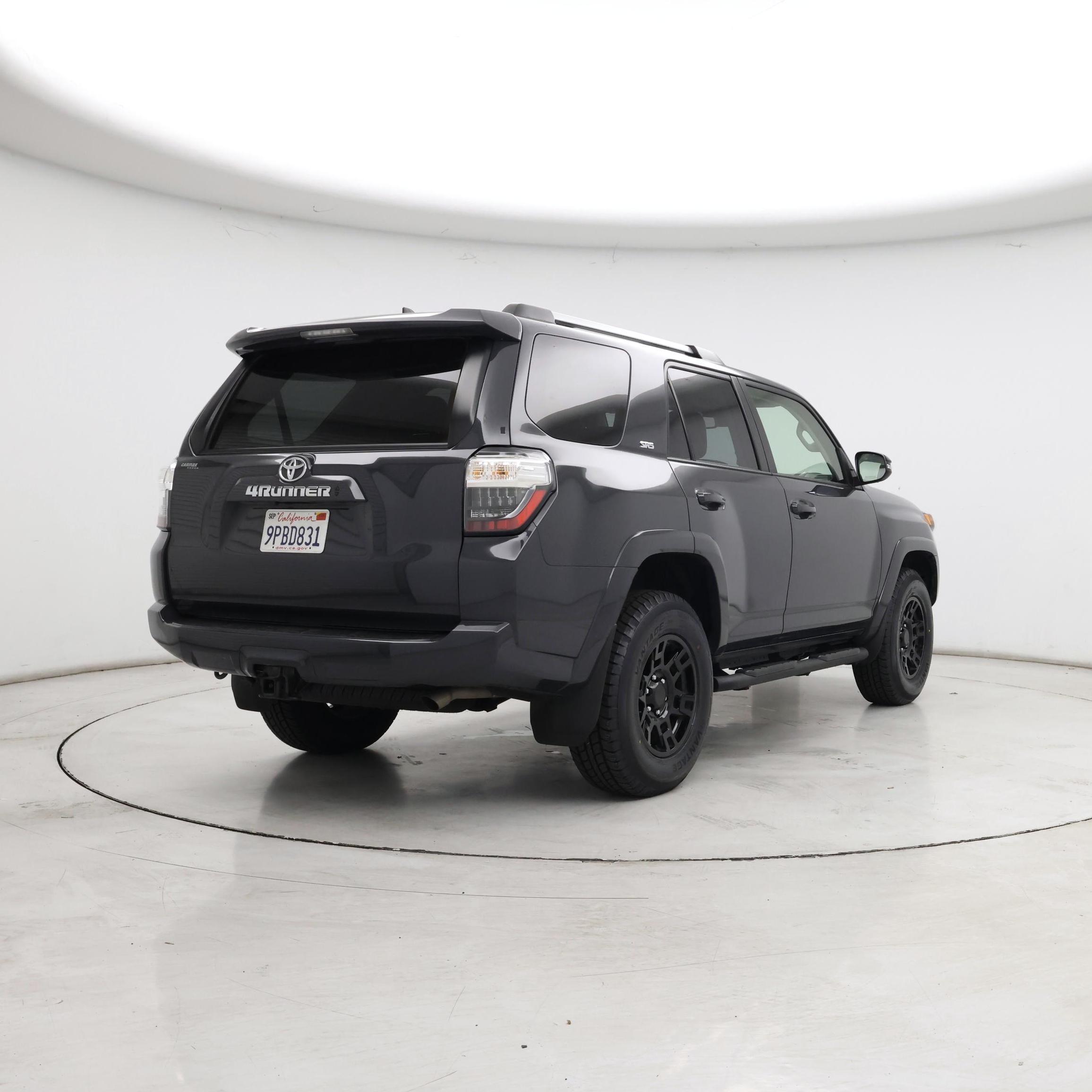 Thumbnail: 2024 Toyota 4Runner - 8