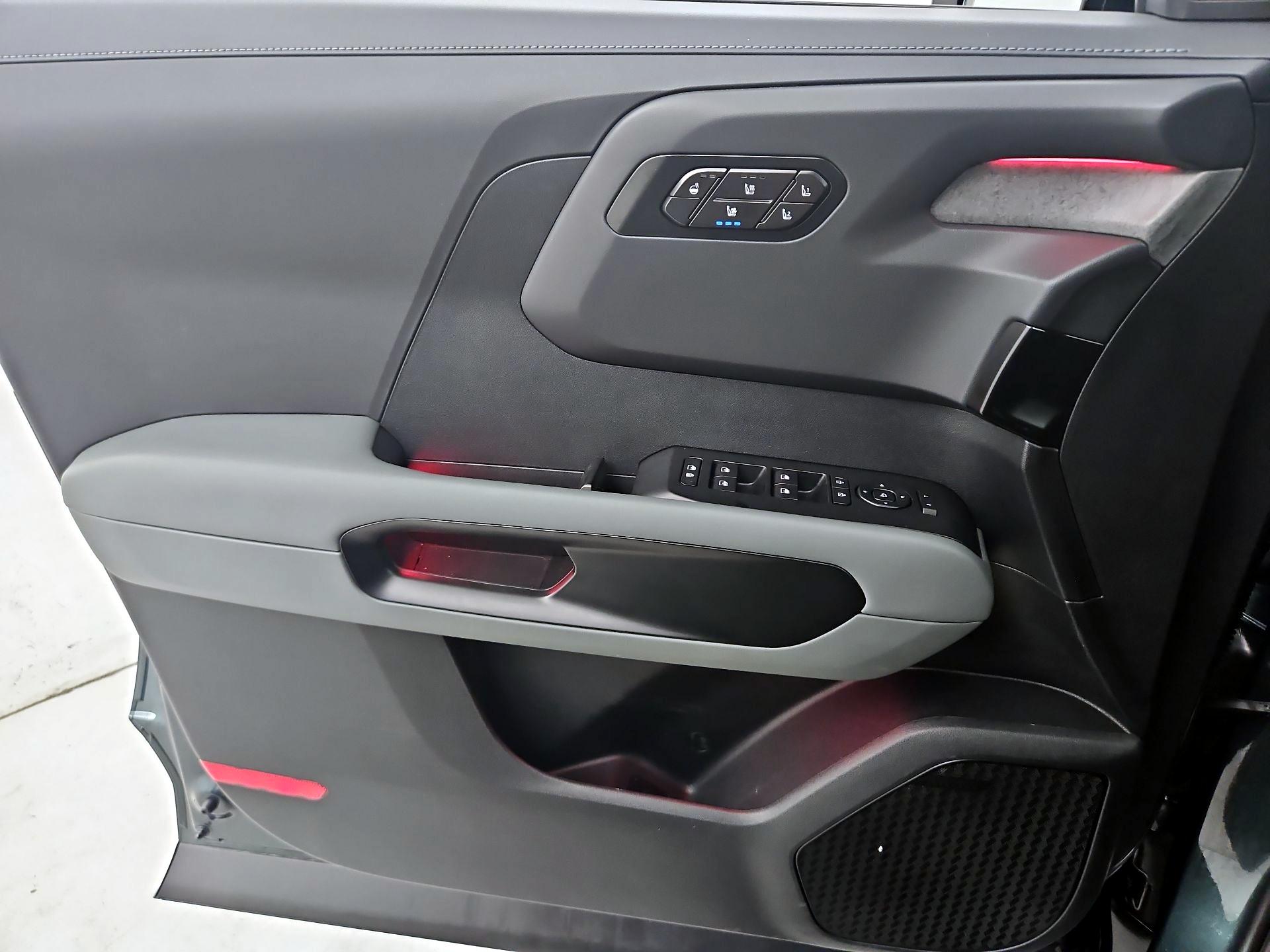 Thumbnail: 2027 Kia Telluride - 12