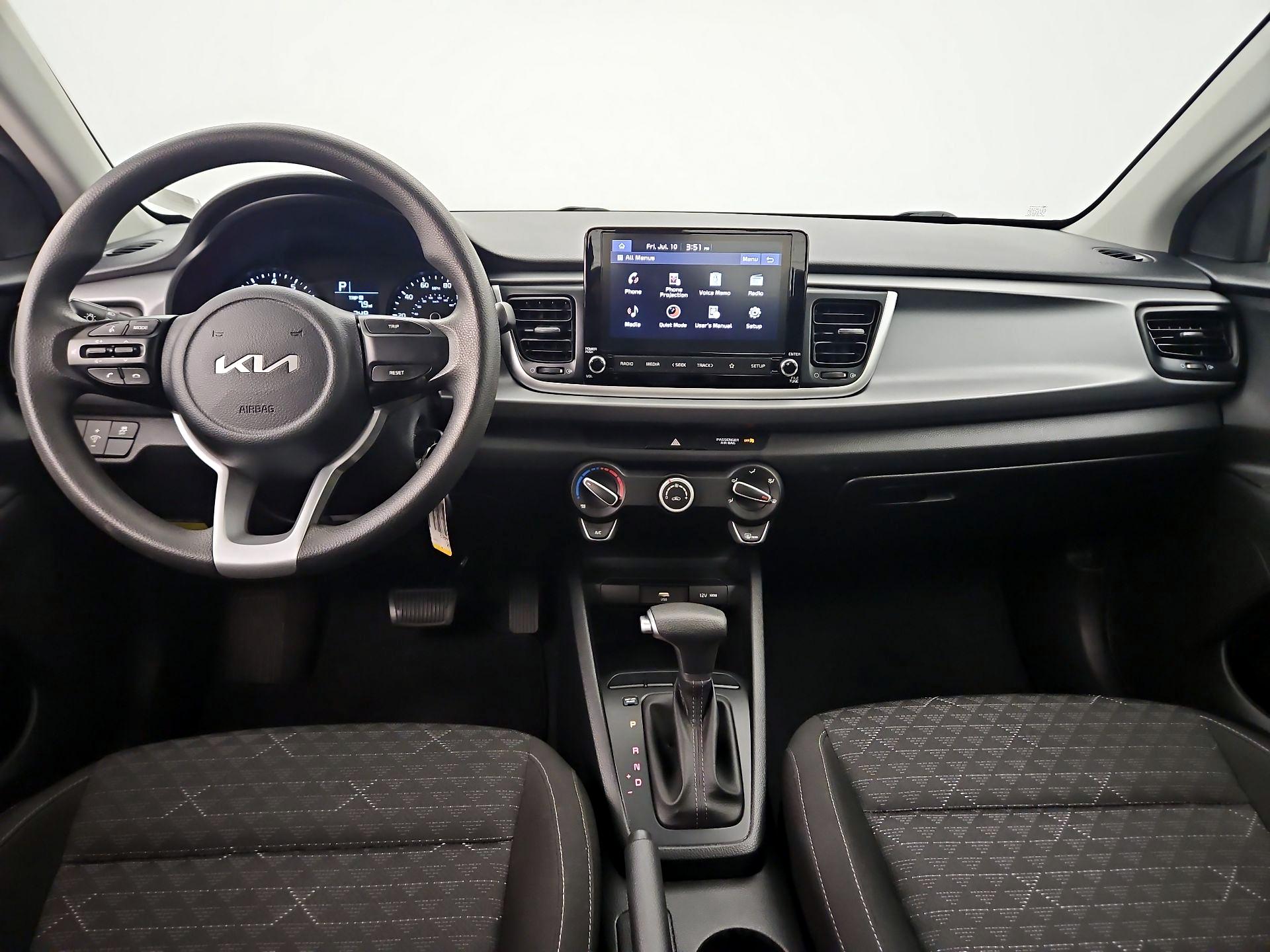 Thumbnail: 2022 Kia Rio - 9