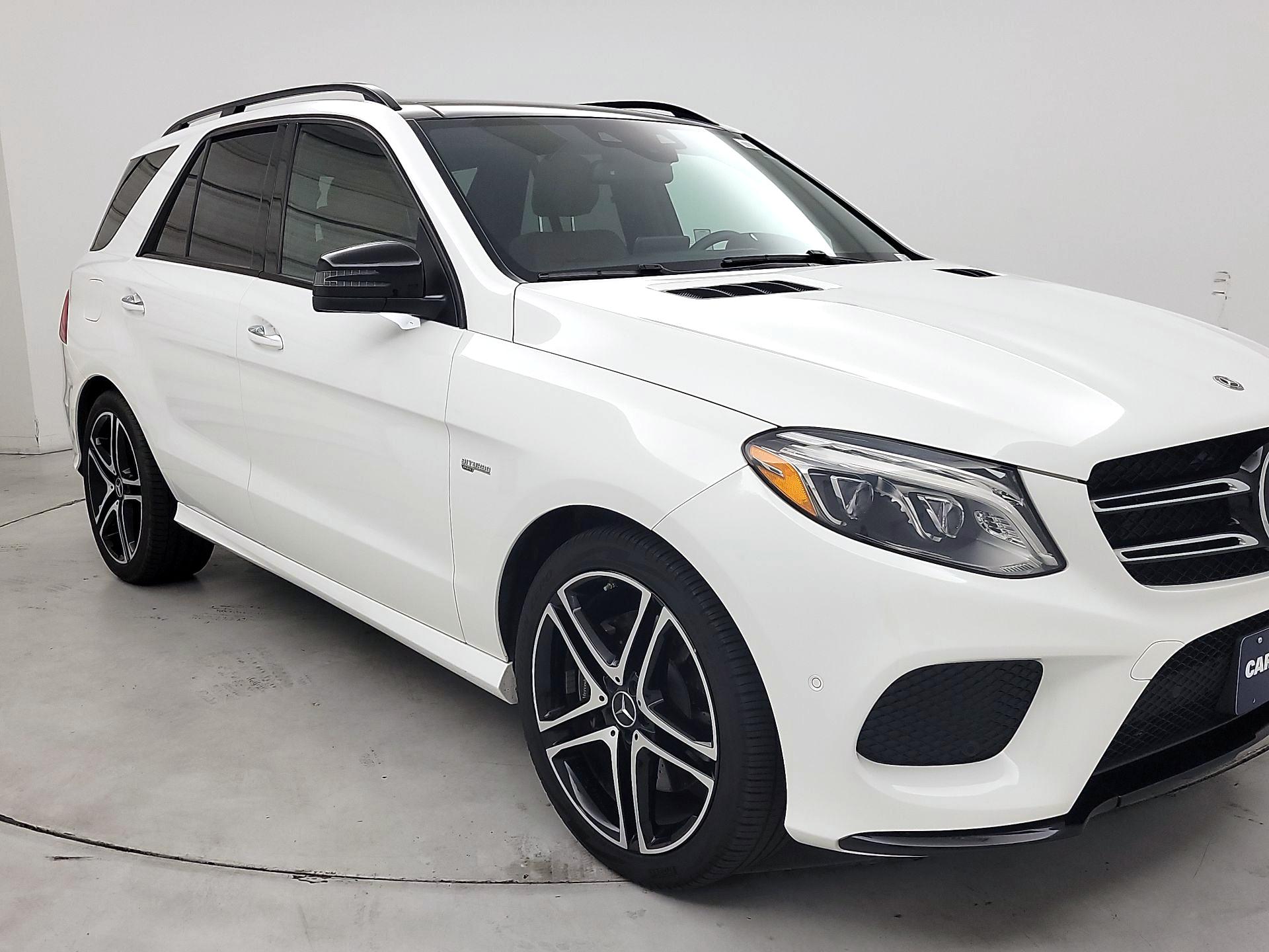 Thumbnail: 2017 Mercedes-Benz GLE - 1