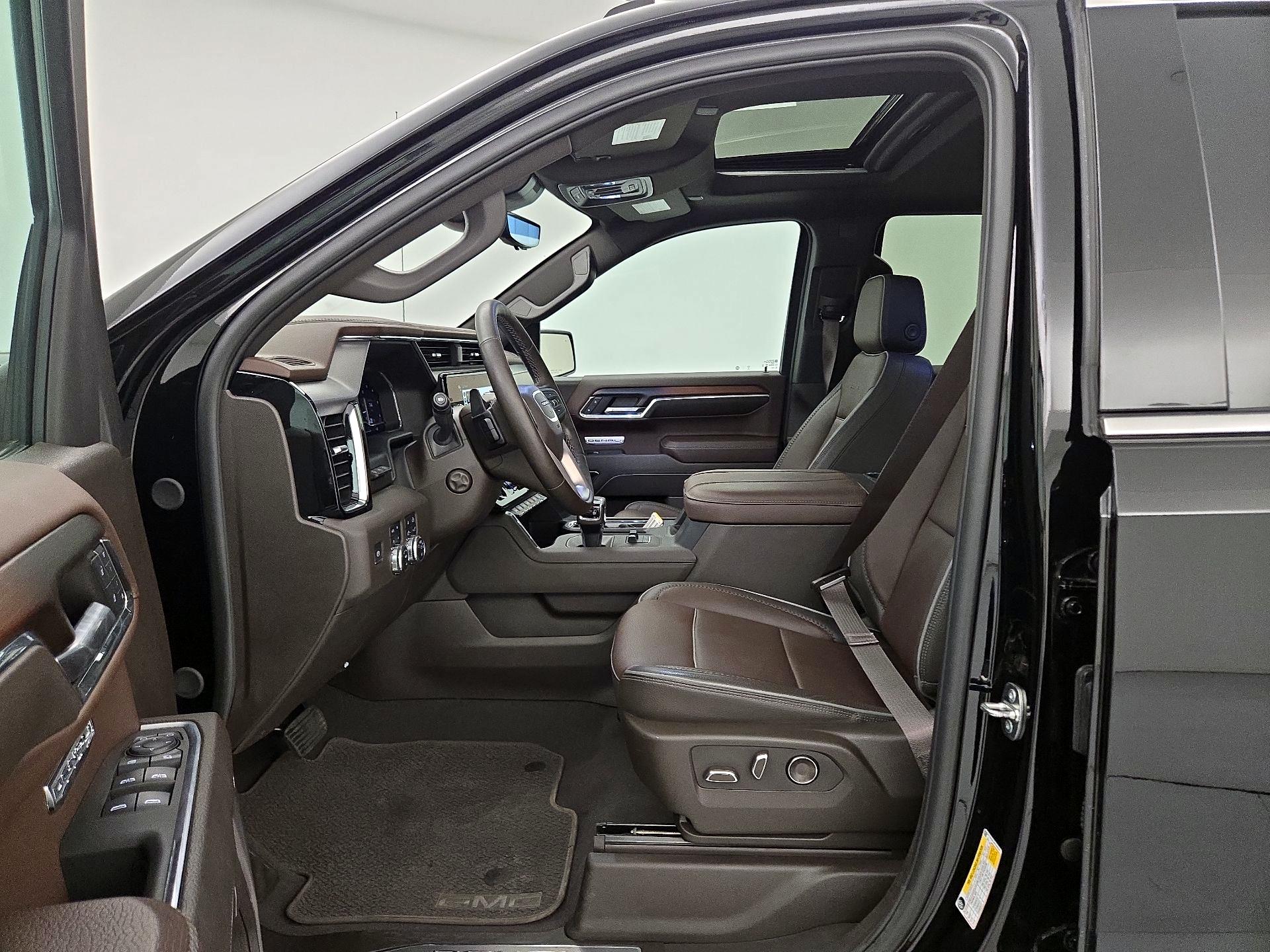 Thumbnail: 2024 GMC Sierra 1500 - 11