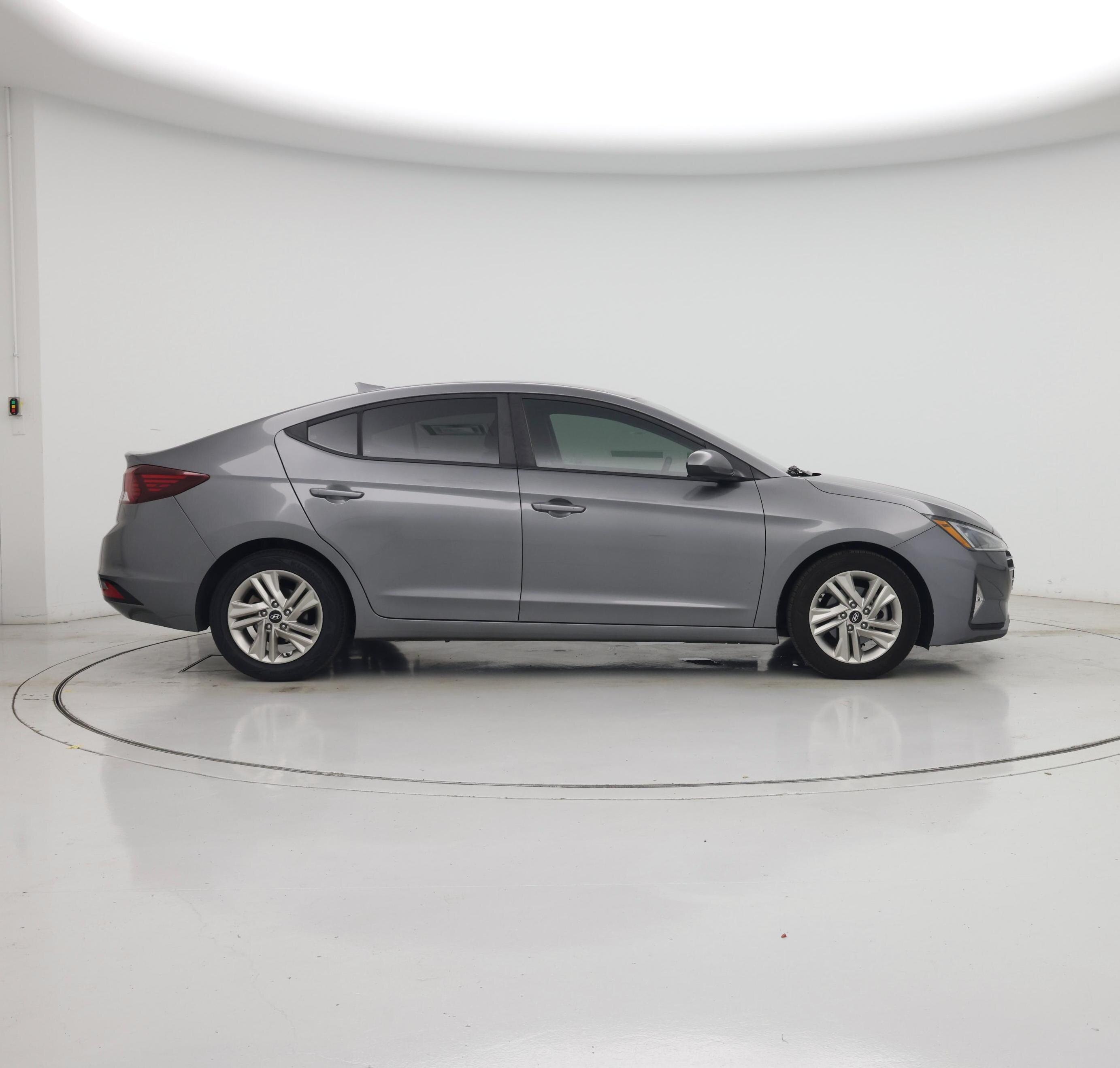 Thumbnail: 2020 Hyundai Elantra - 7