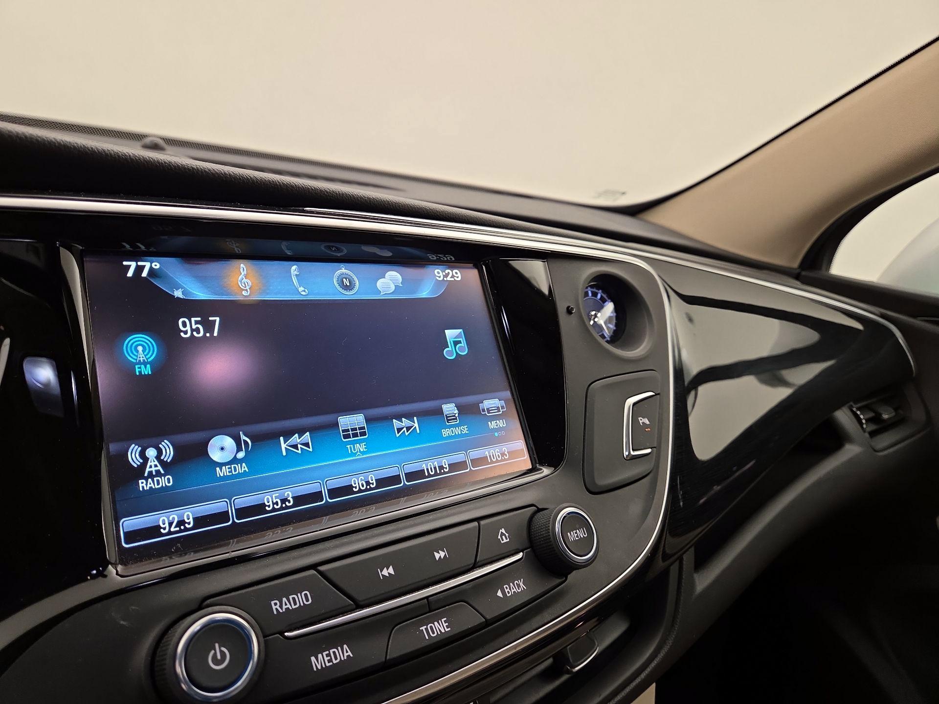 Thumbnail: 2017 Buick Envision - 15