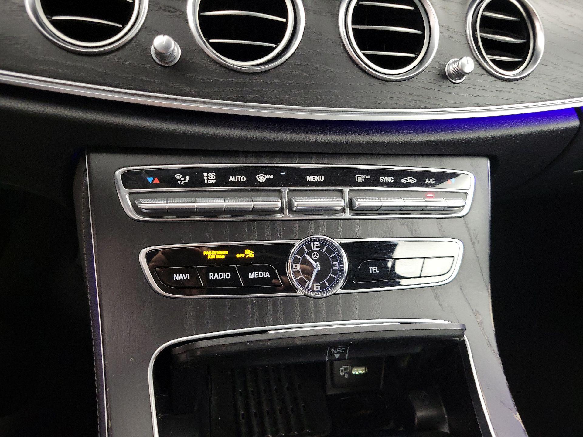 Thumbnail: 2018 Mercedes-Benz E-Class - 17