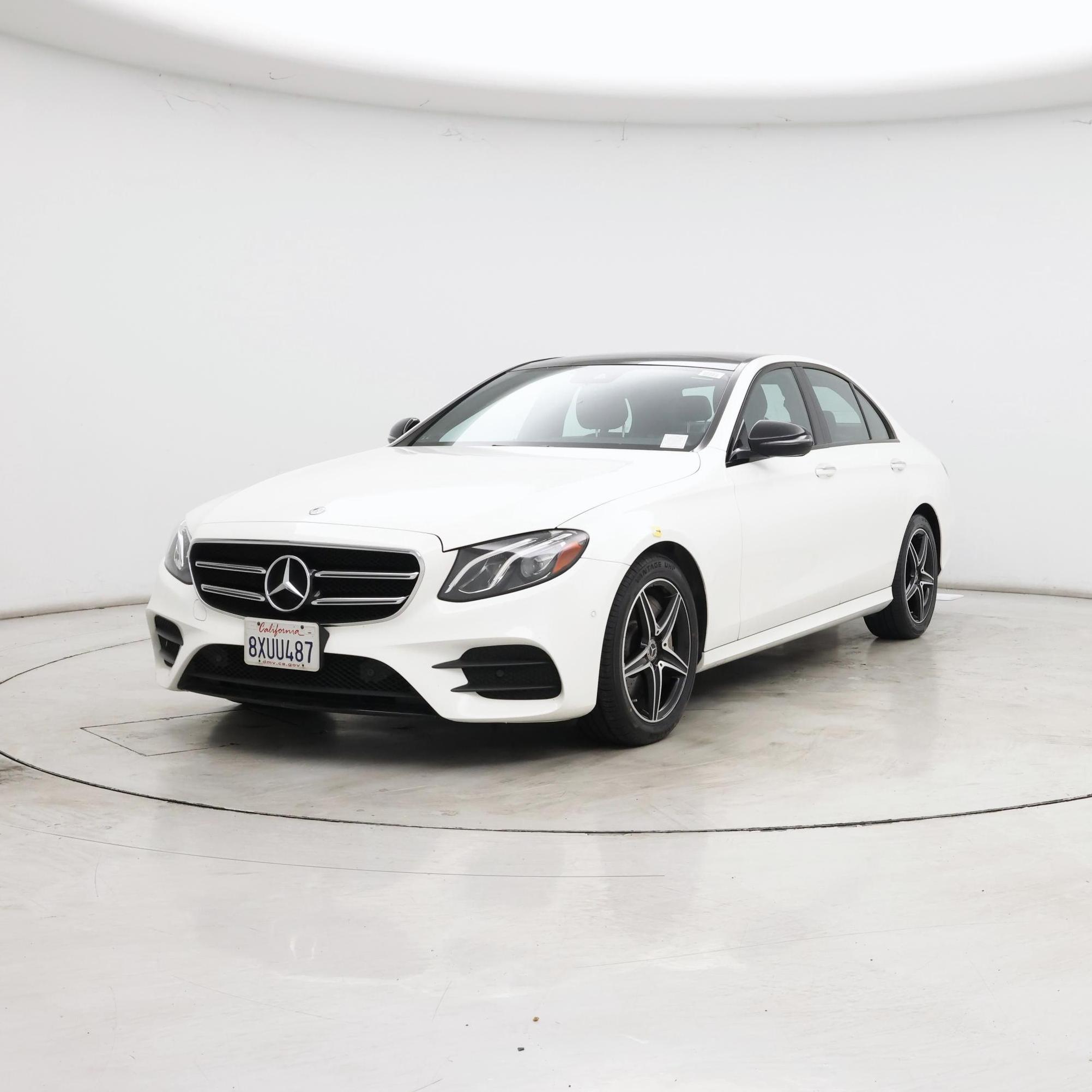 Thumbnail: 2018 Mercedes-Benz E-Class - 4