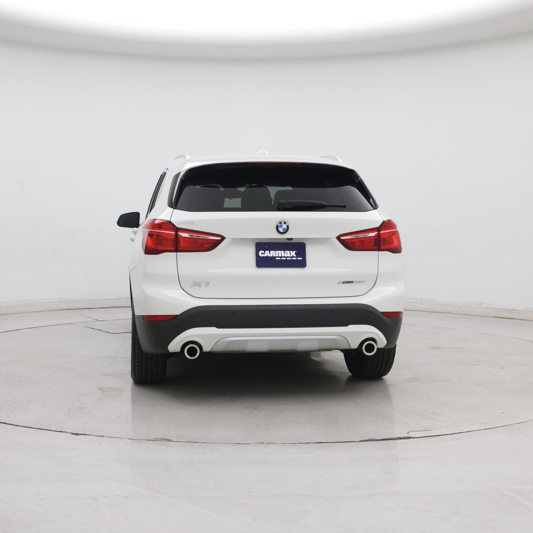 Thumbnail: 2020 BMW X1 - 6