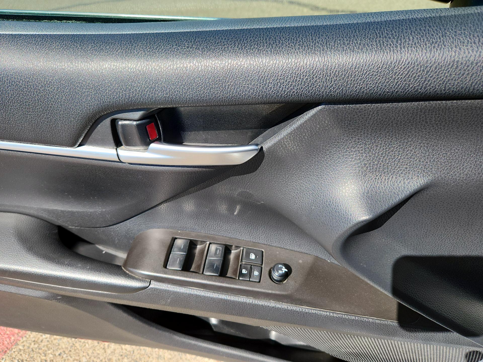 Thumbnail: 2024 Toyota Camry - 10