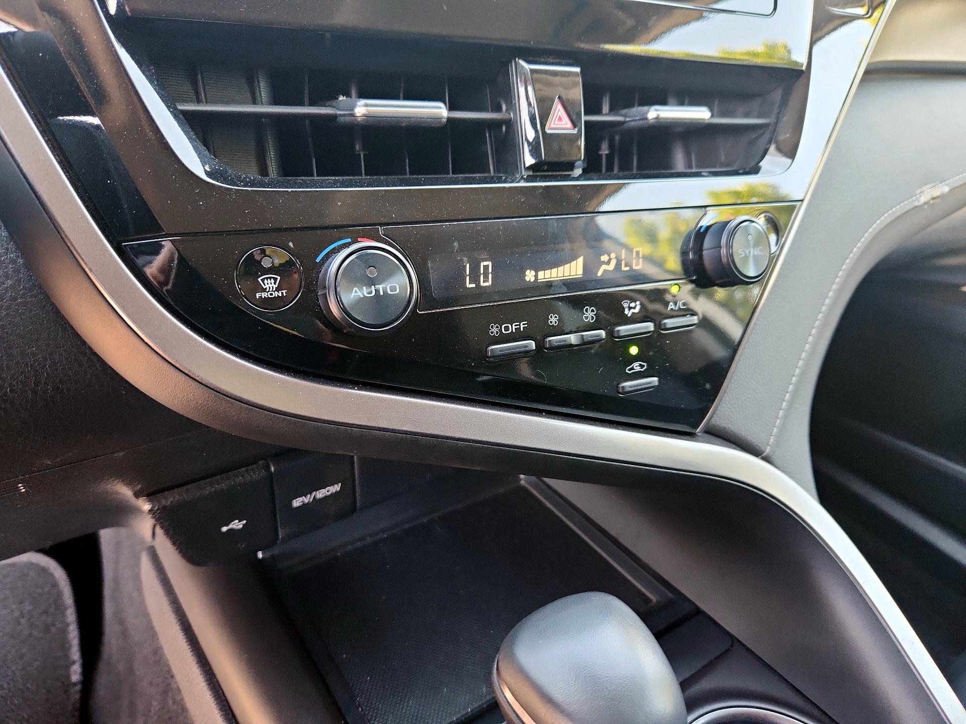 Thumbnail: 2024 Toyota Camry - 14