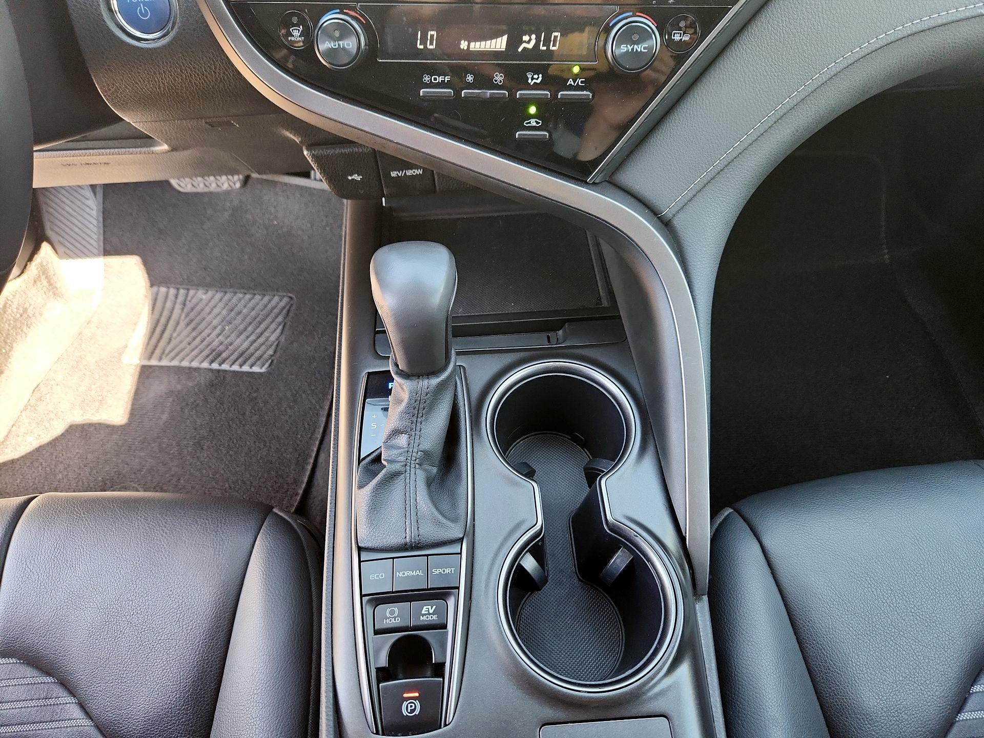 Thumbnail: 2024 Toyota Camry - 15