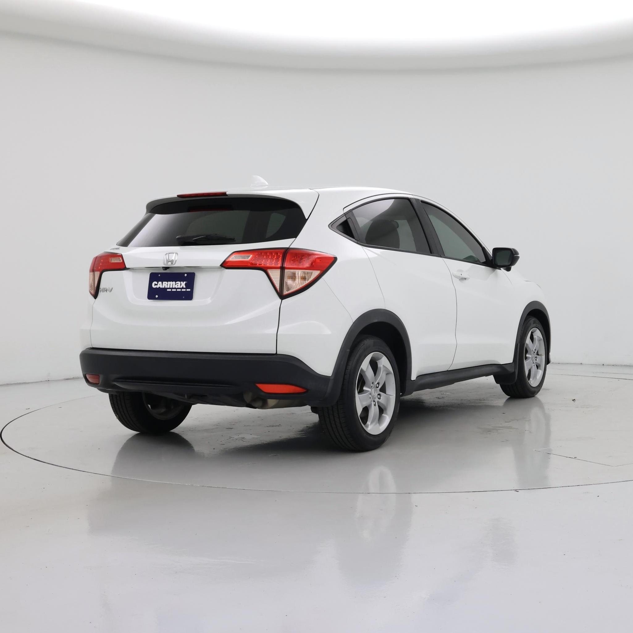 Thumbnail: 2016 Honda HR-V - 8