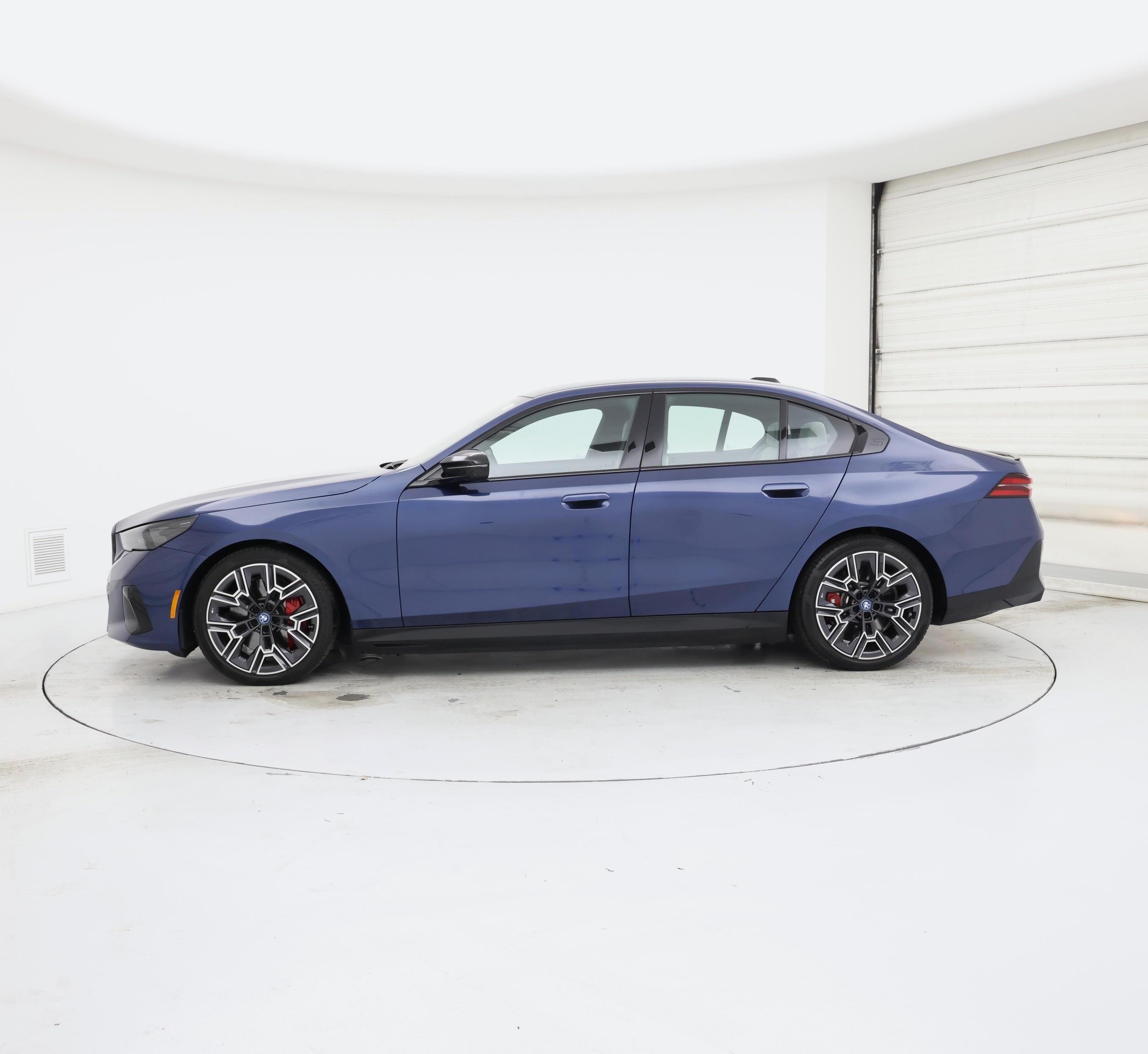 Thumbnail: 2024 BMW i5 - 3