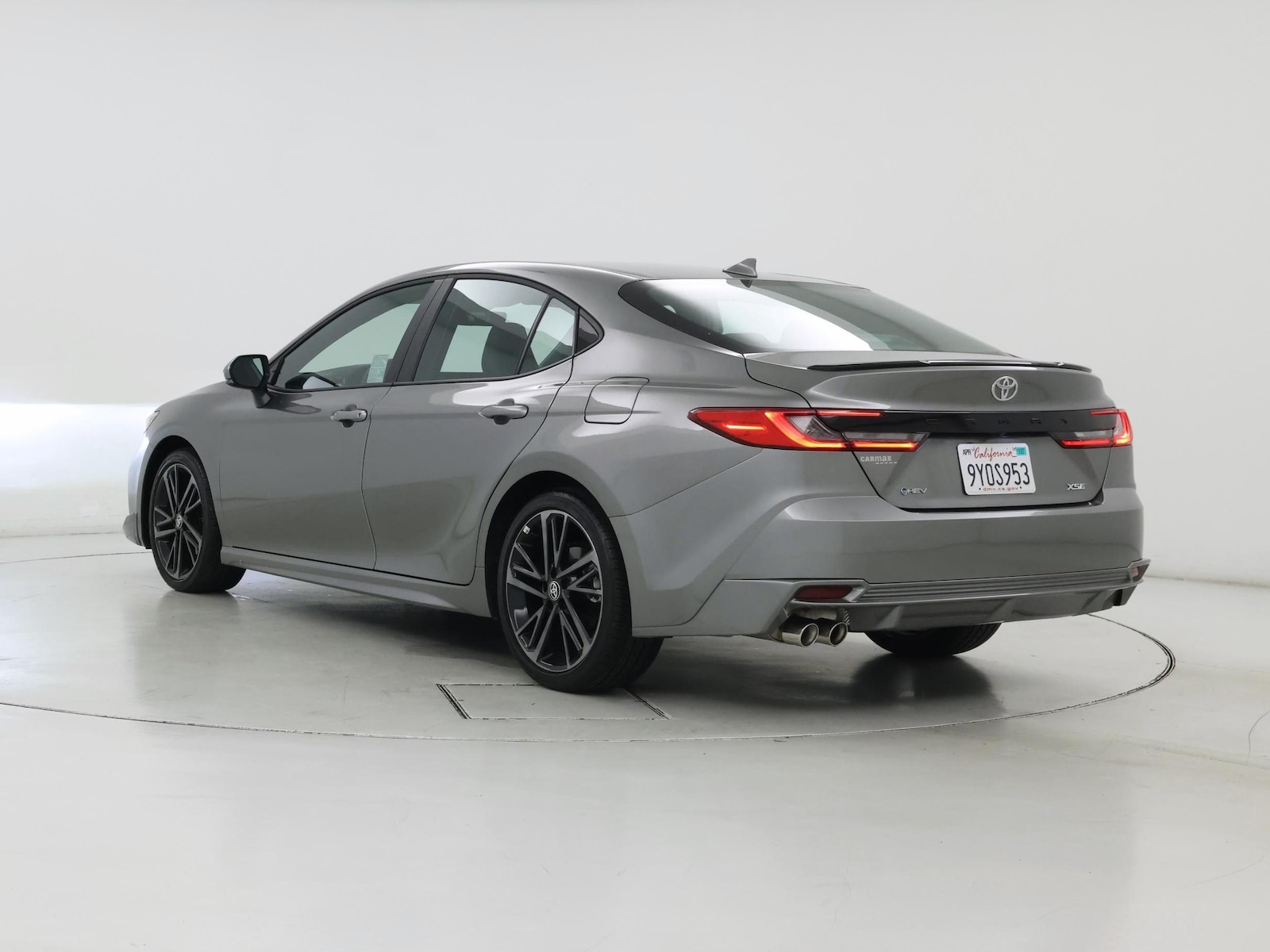 2026 Toyota Camry XSE - Photo 3