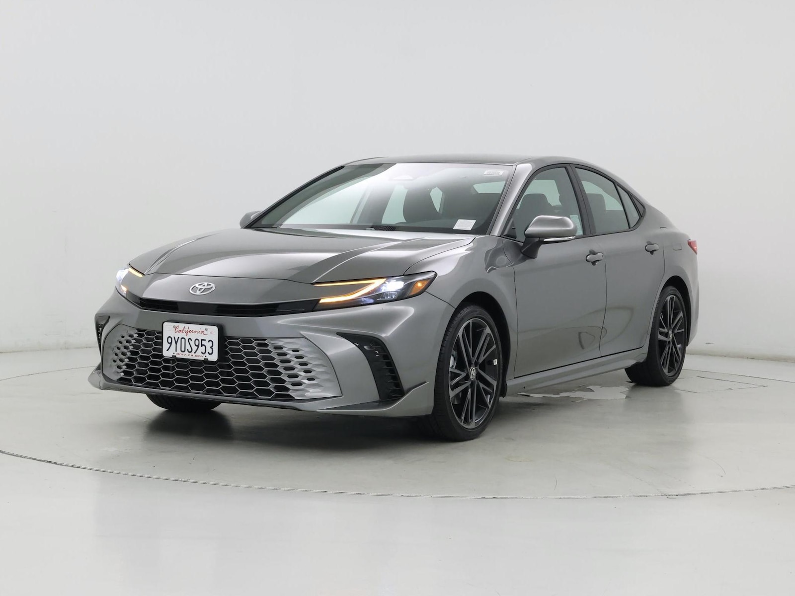 2026 Toyota Camry XSE - Photo 5