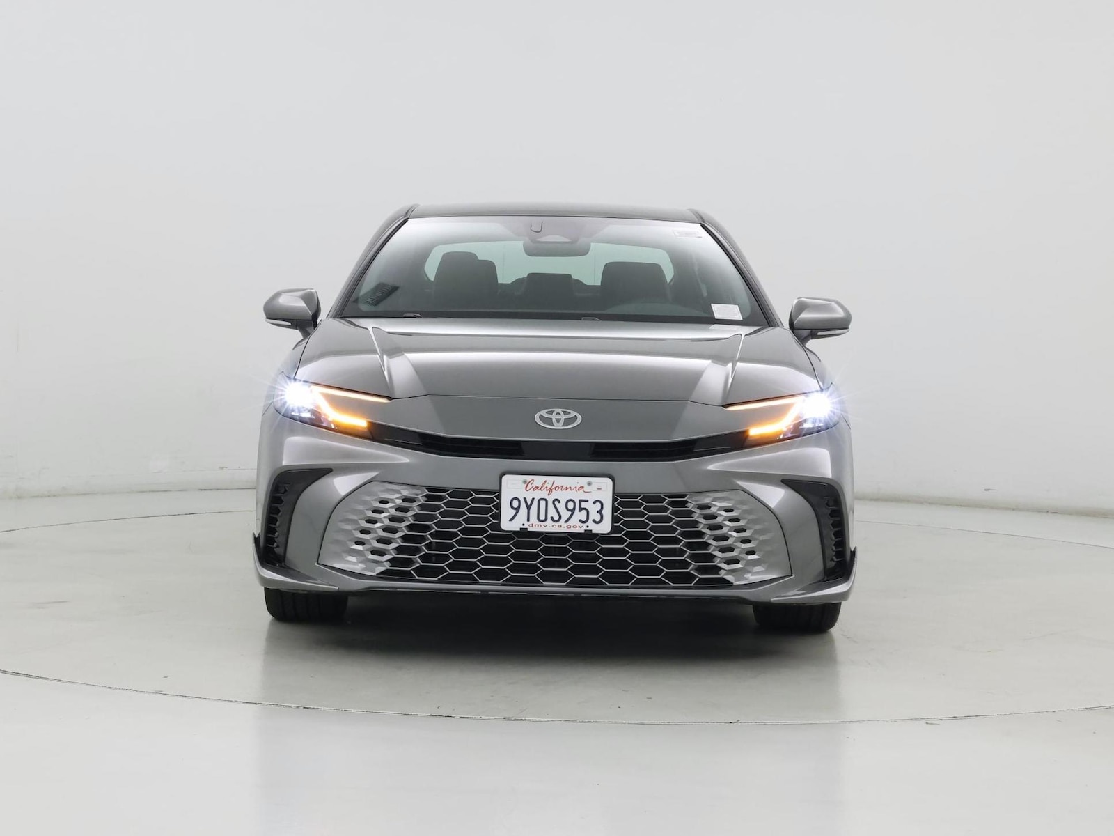 2026 Toyota Camry XSE - Photo 6