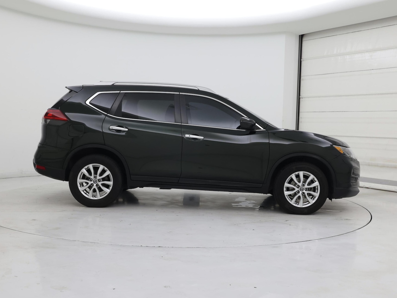 2020 Nissan Rogue SV - Photo 8