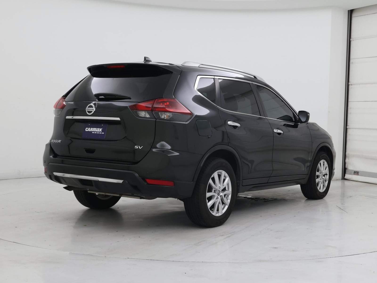 2020 Nissan Rogue SV - Photo 9