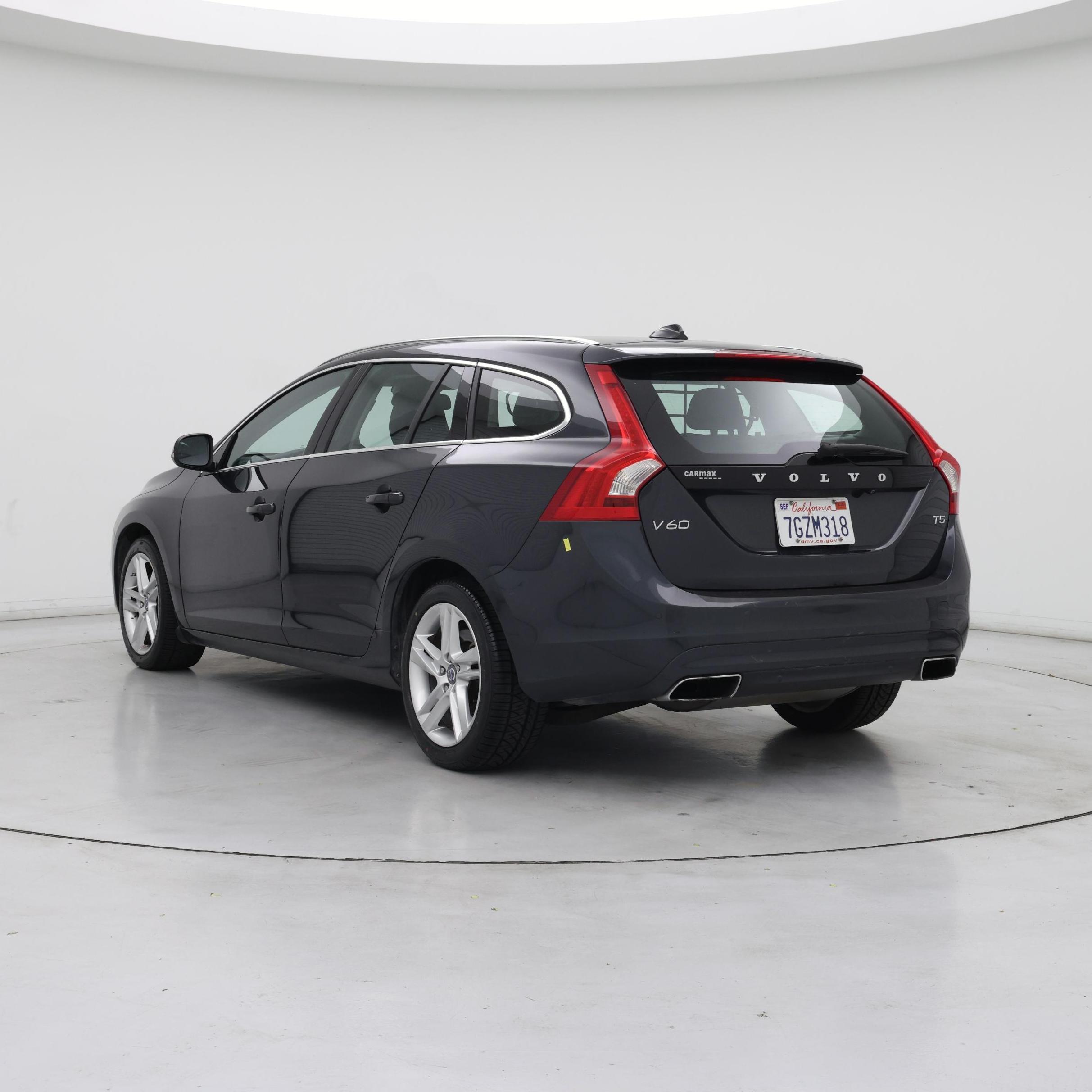 Thumbnail: 2015 Volvo V60 - 2