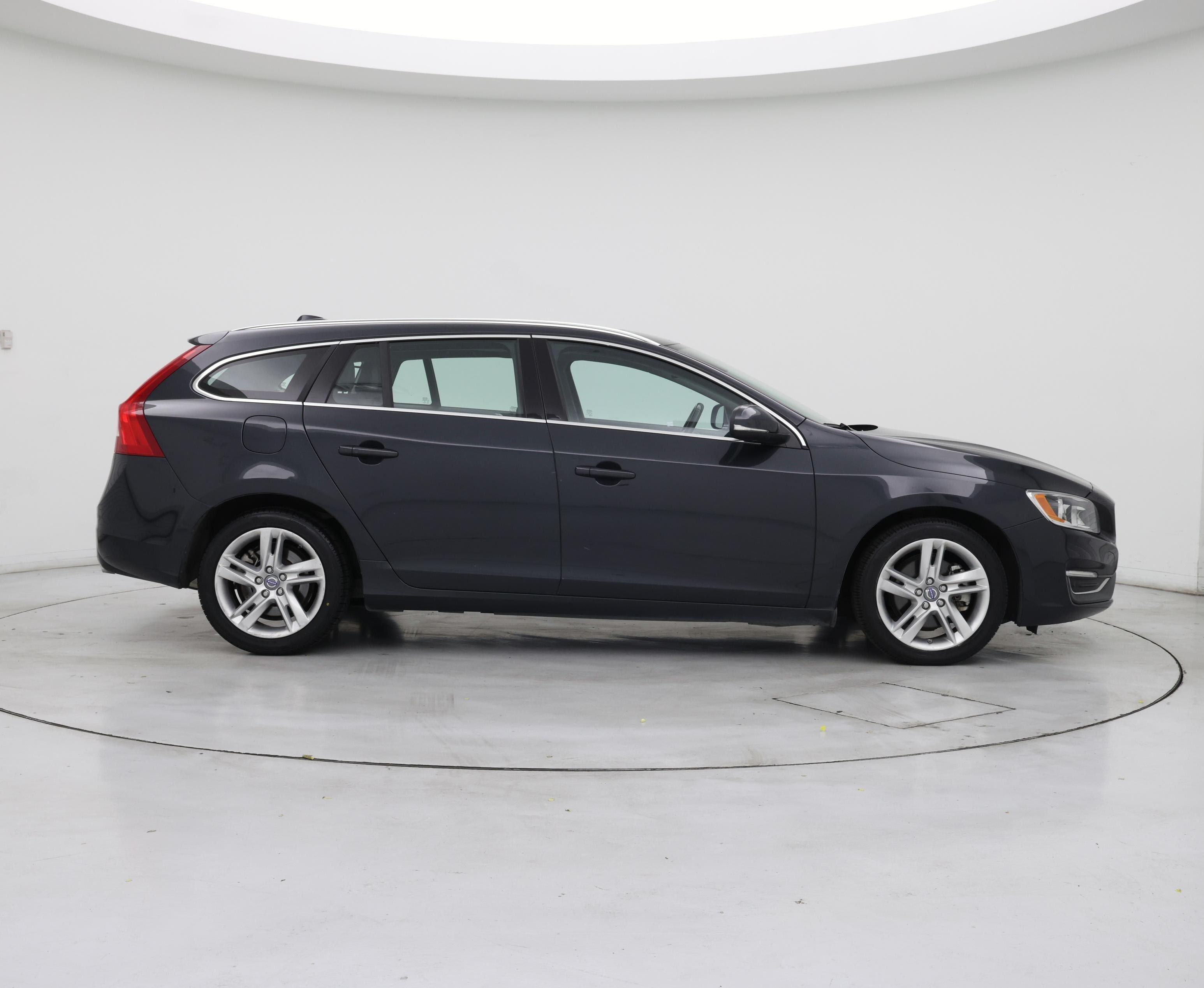 Thumbnail: 2015 Volvo V60 - 7