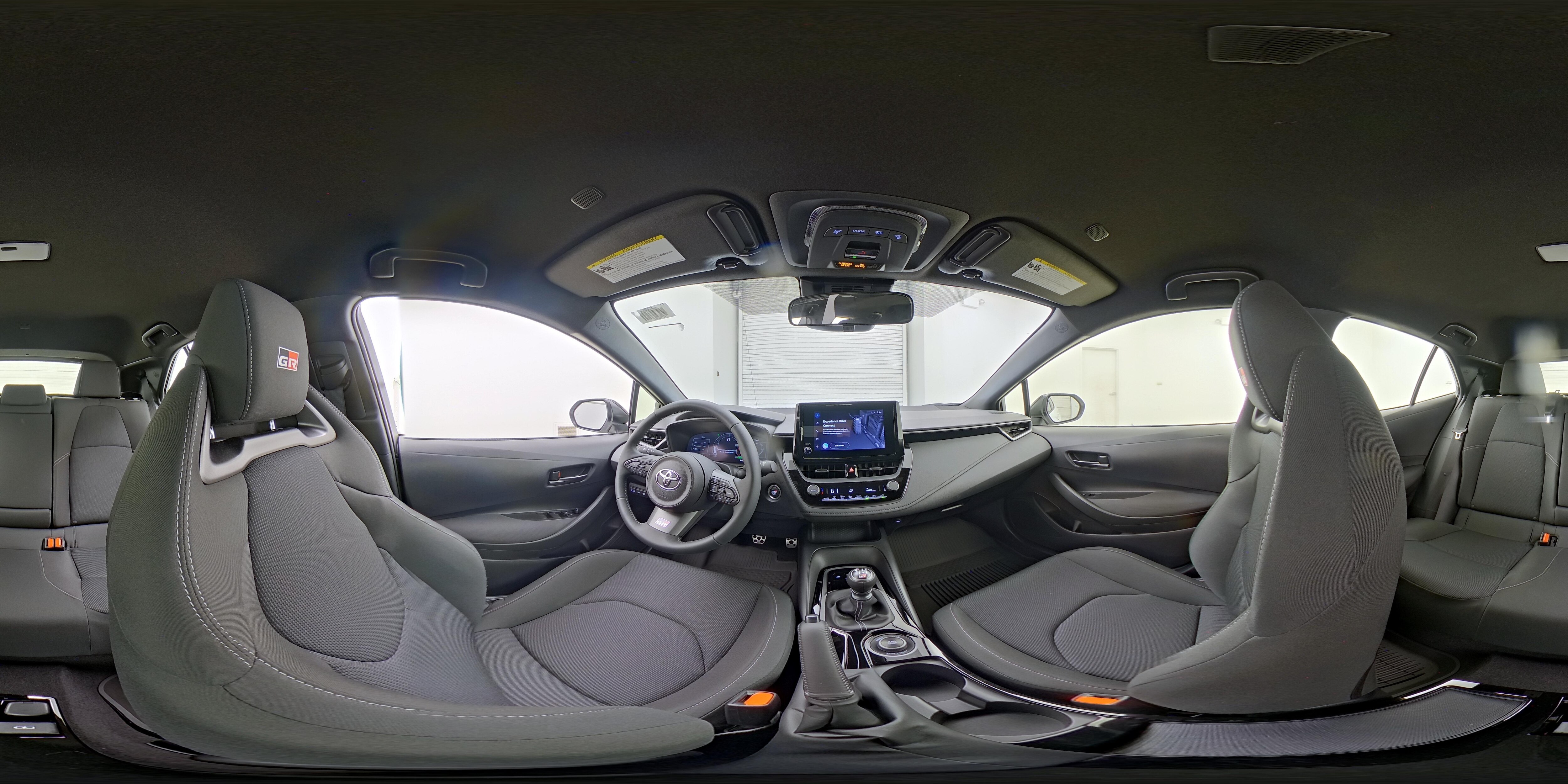 2025 Toyota GR Corolla Core - Photo 23
